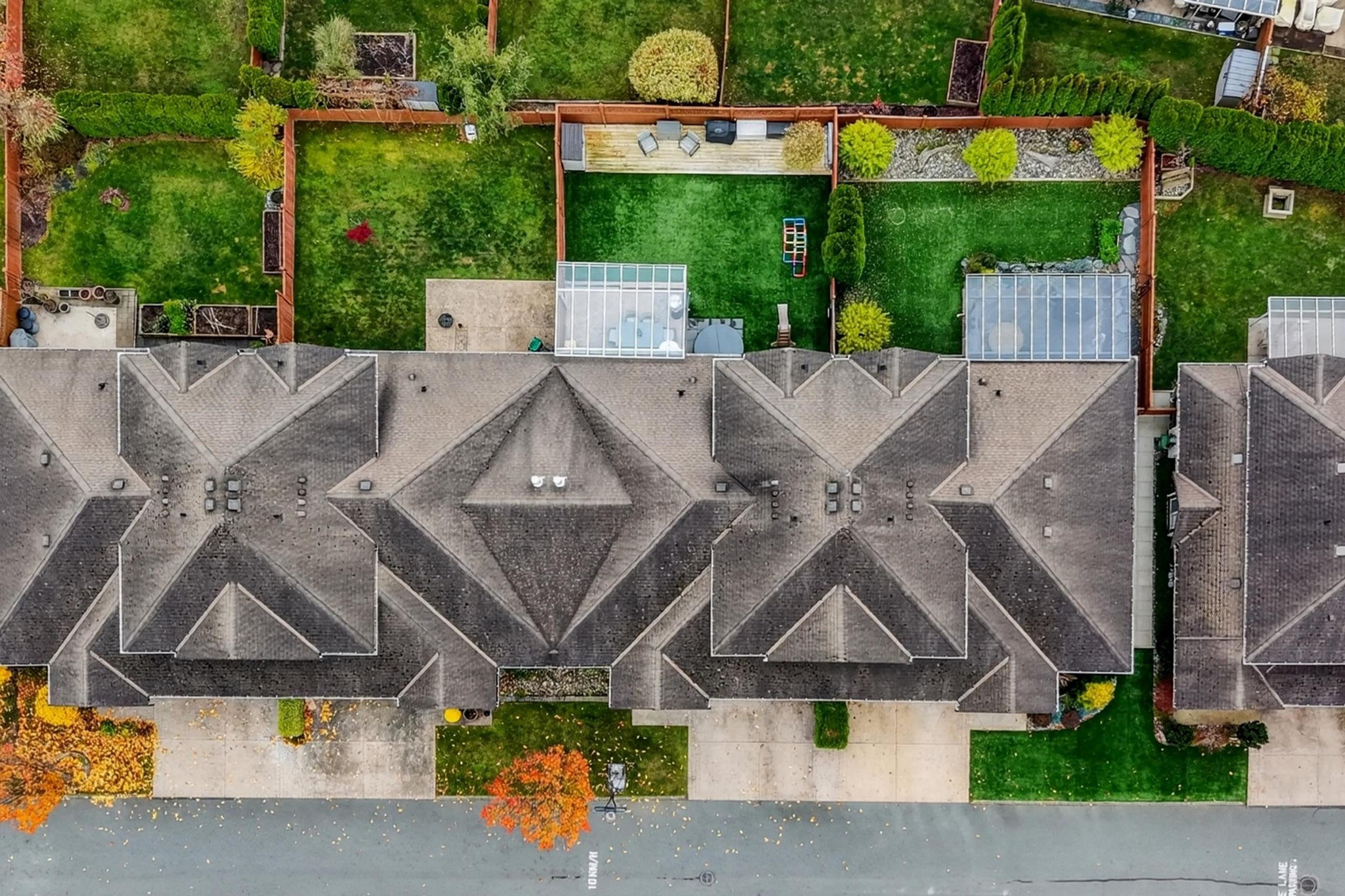 44523 Mclaren Drive, Chilliwack - Exteriors - Full Complex View, Drone/Aerial View - Photo 4