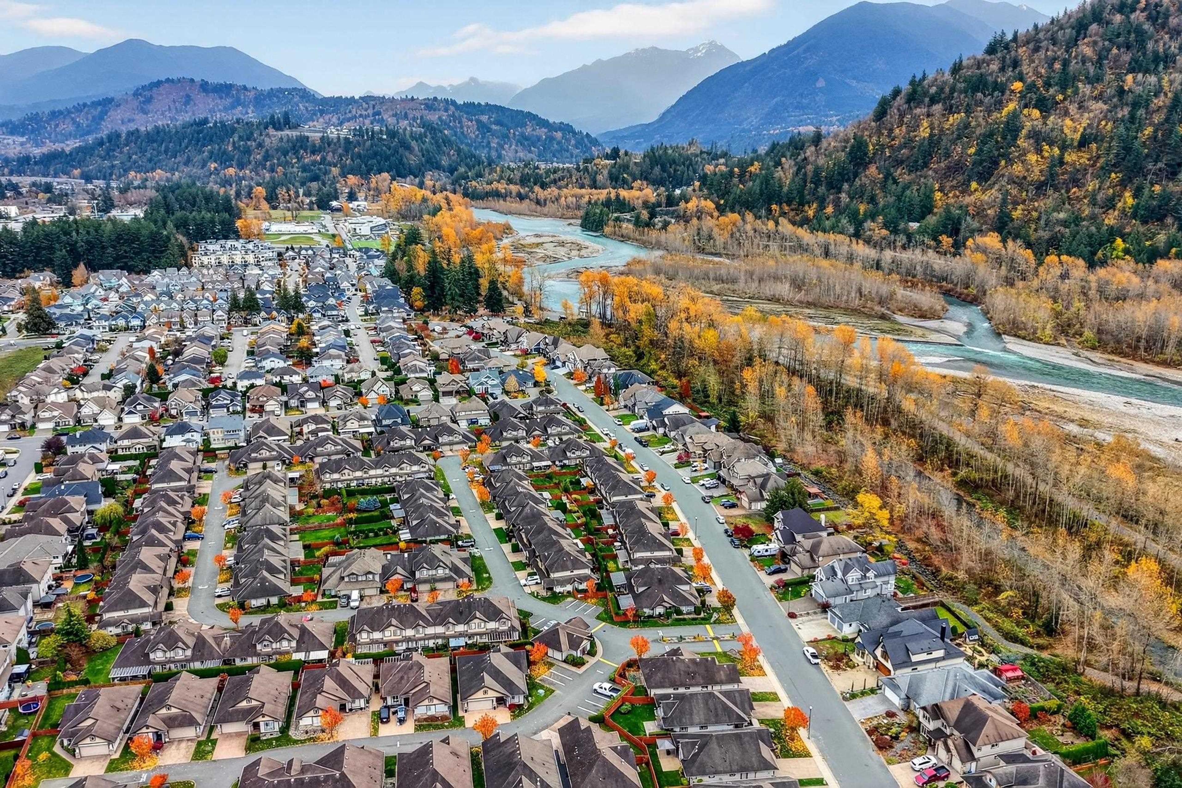 44523 Mclaren Drive, Chilliwack - Exteriors - Full Complex View, Drone/Aerial View - Photo 5