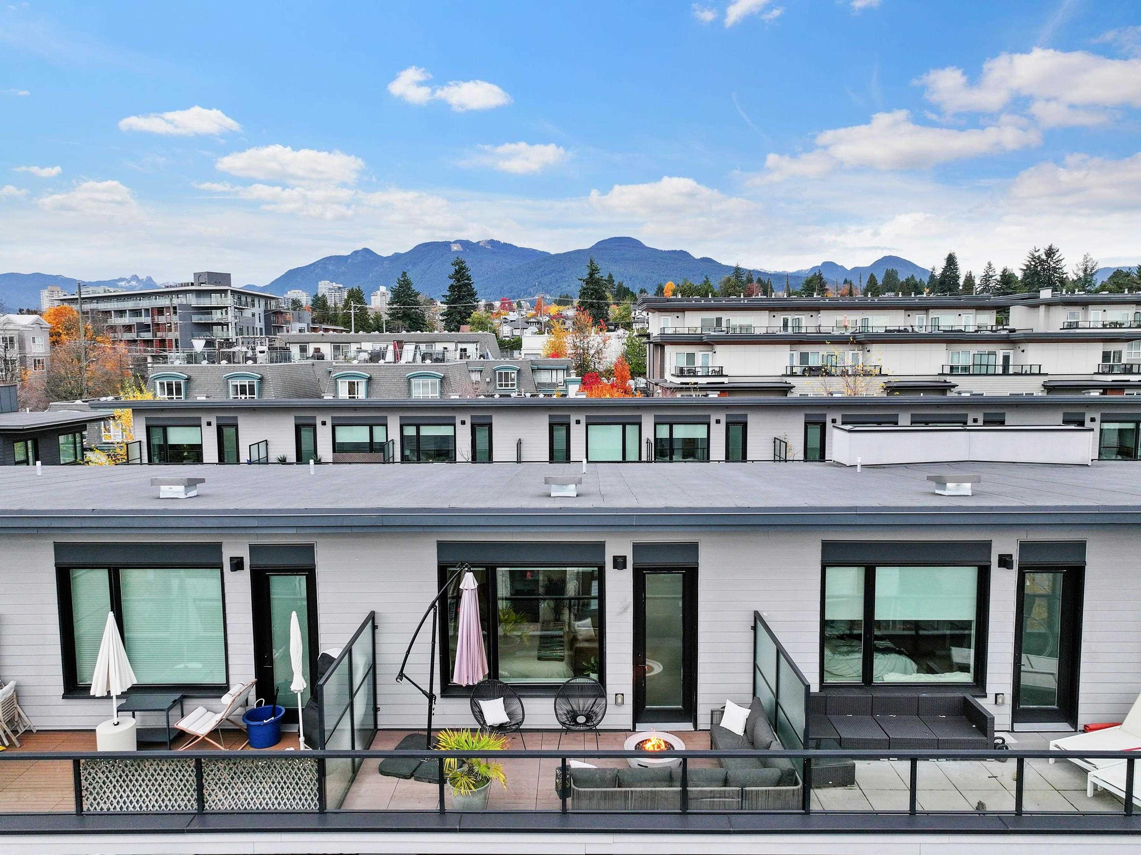 528 E 2nd Street, North Vancouver - Exteriors - Full Complex View - Photo 1