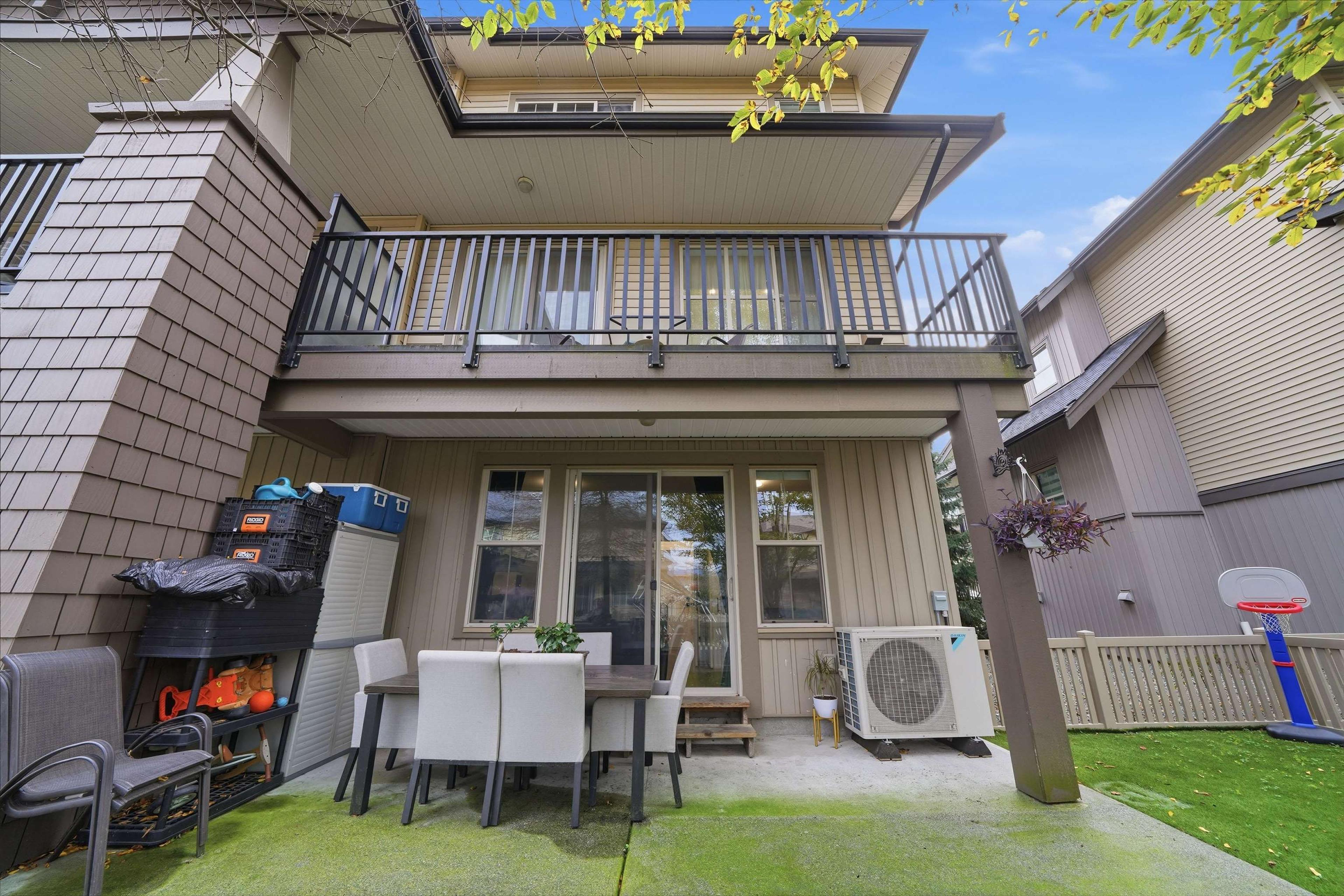 9525 204 Street, Langley - Exteriors - Photo 4