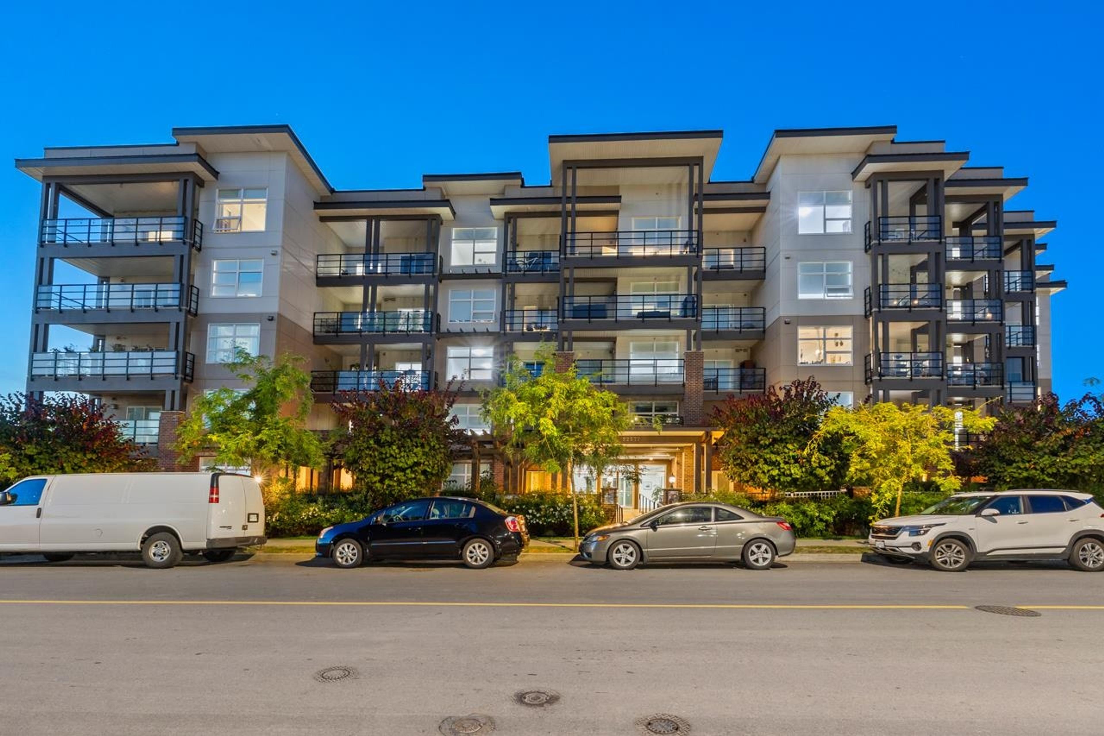 22577 Royal Crescent, Maple Ridge - Exteriors - Full Complex View - Photo 1