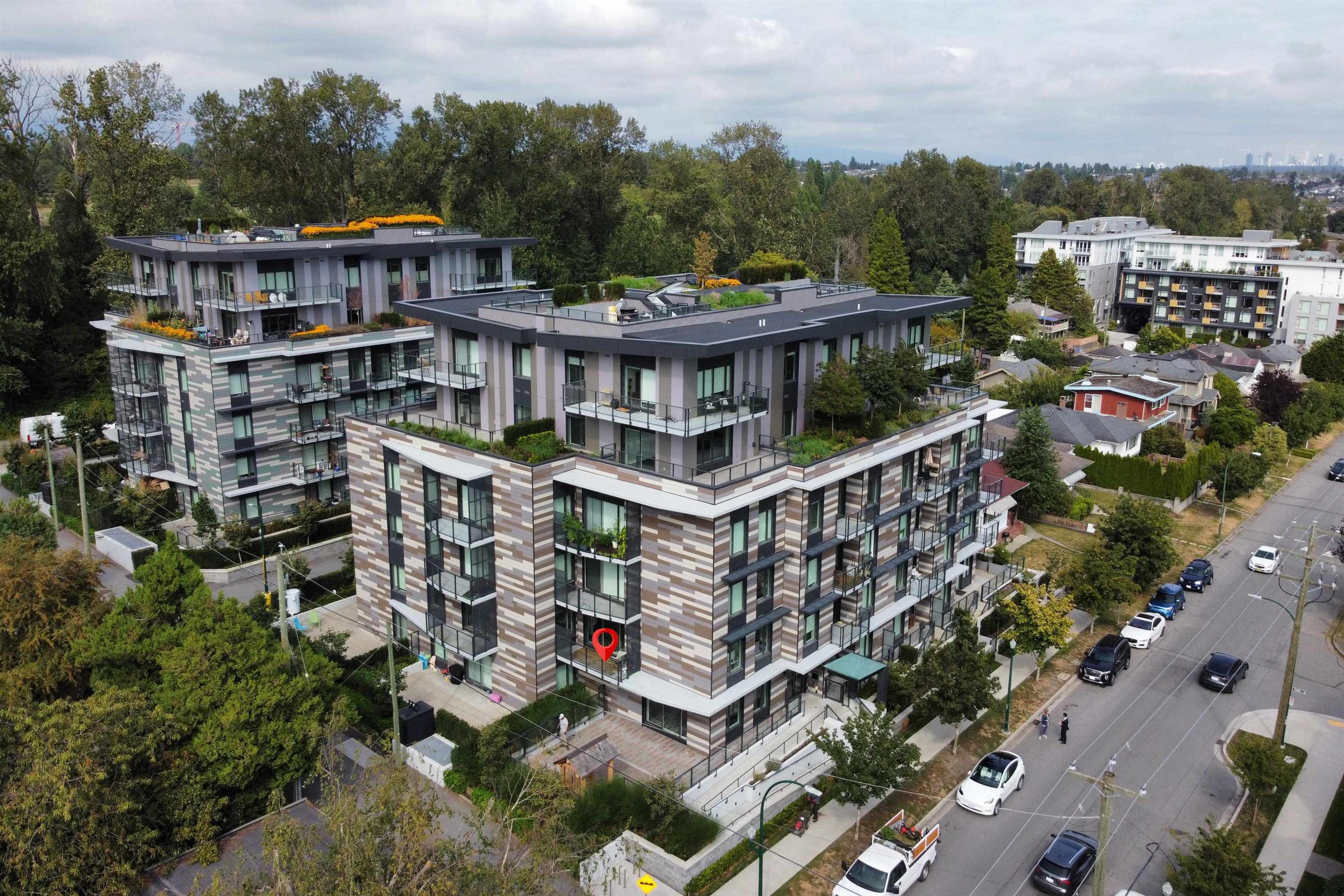 477 W 59th Avenue, Vancouver - Exteriors - Full Complex View, Drone/Aerial View, Marked/Pin - Photo 1
