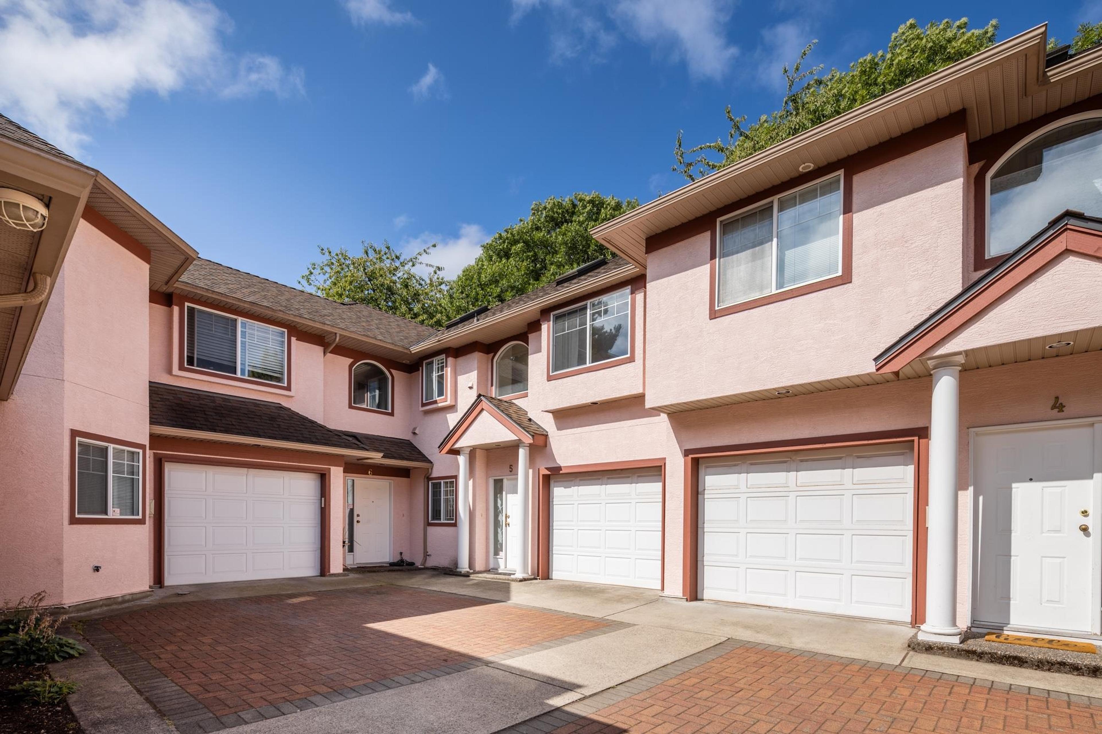 7651 Moffatt Road, Richmond - Exteriors - Full Complex View - Photo 3