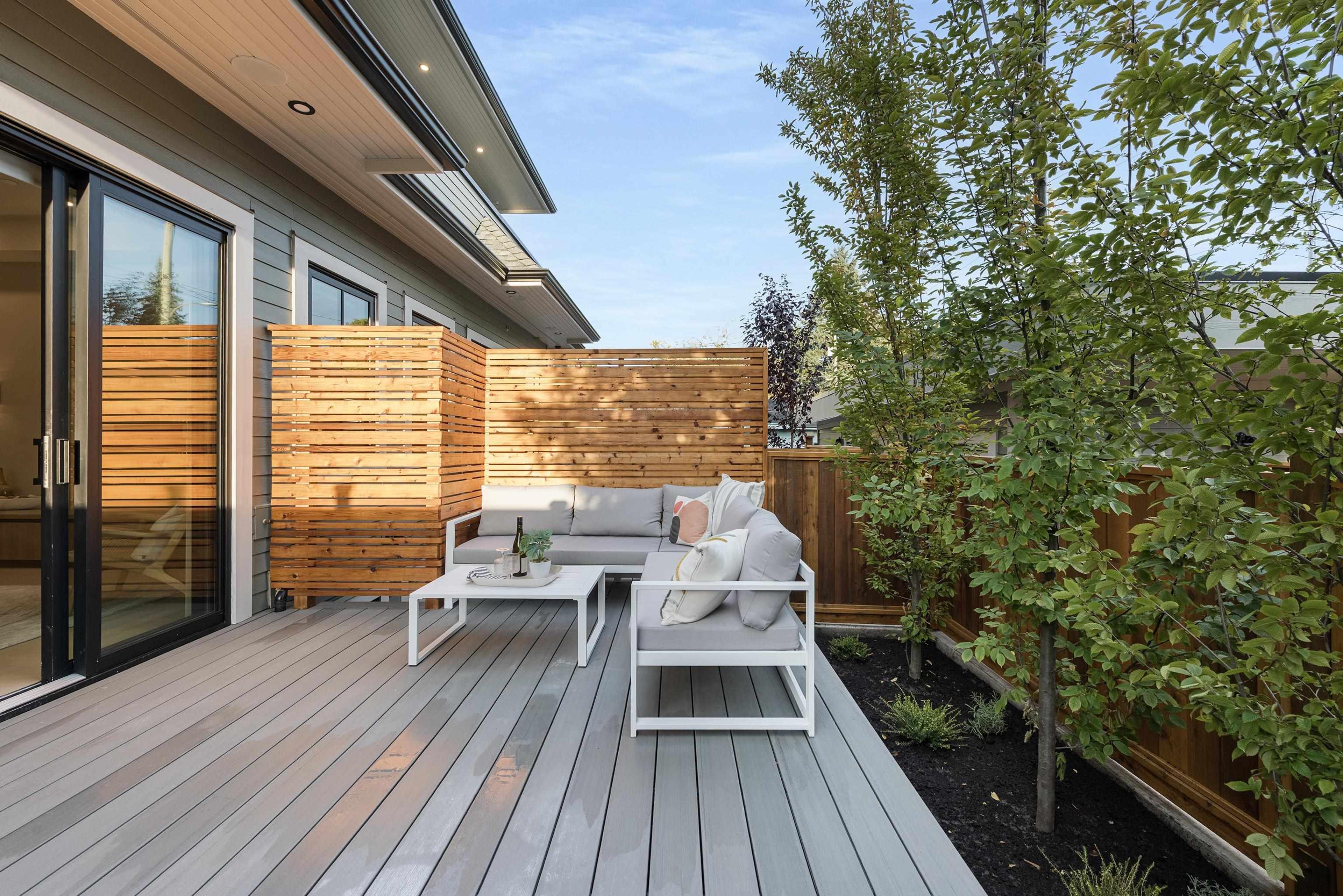 2136 E 10 Avenue, Vancouver - Outdoor Amenities - Garden / Yard/ Backyard/ Porch/ Deck - Photo 5