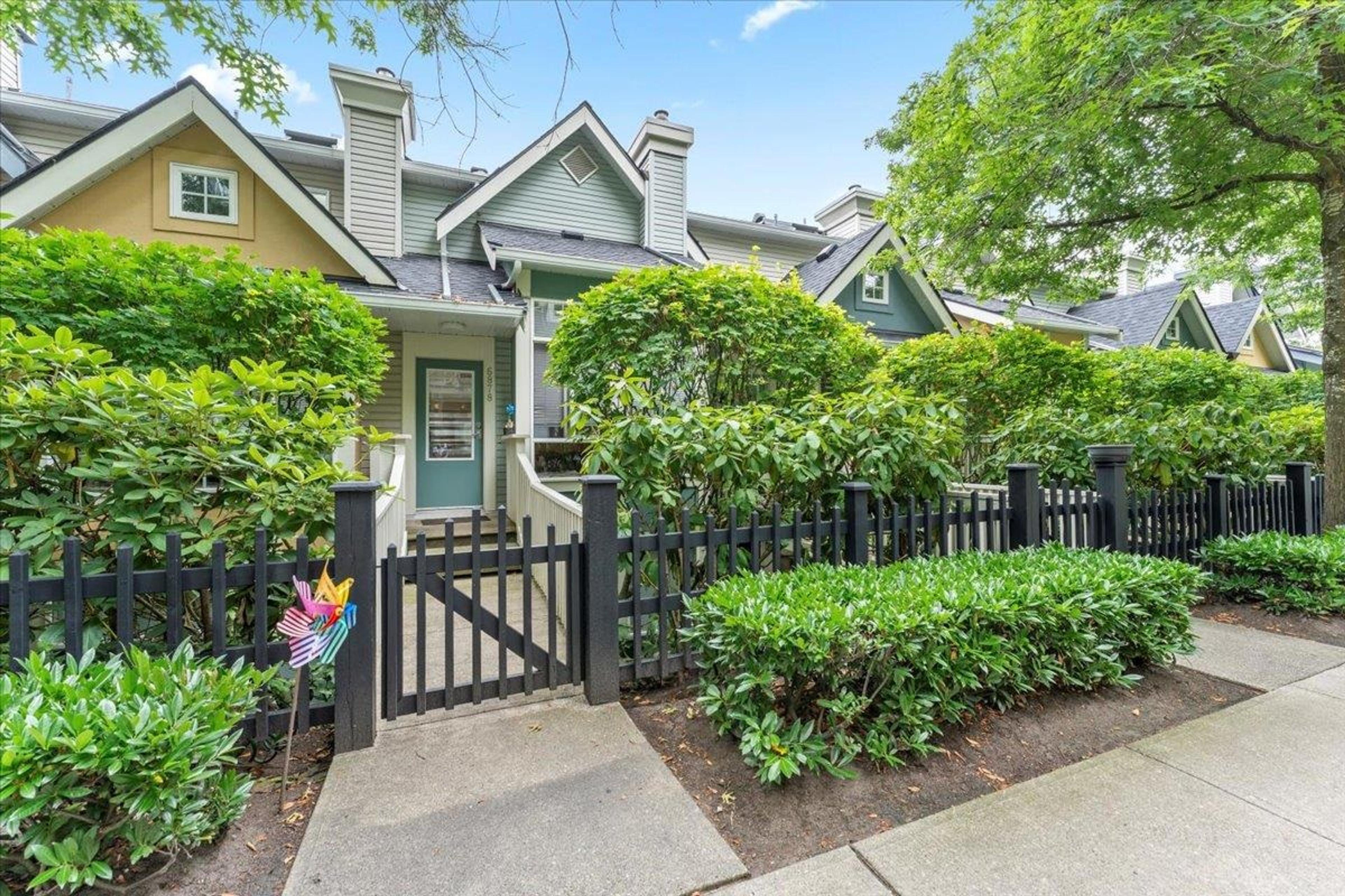 6878 Village Green, Burnaby - Exteriors - Full Complex View - Photo 3