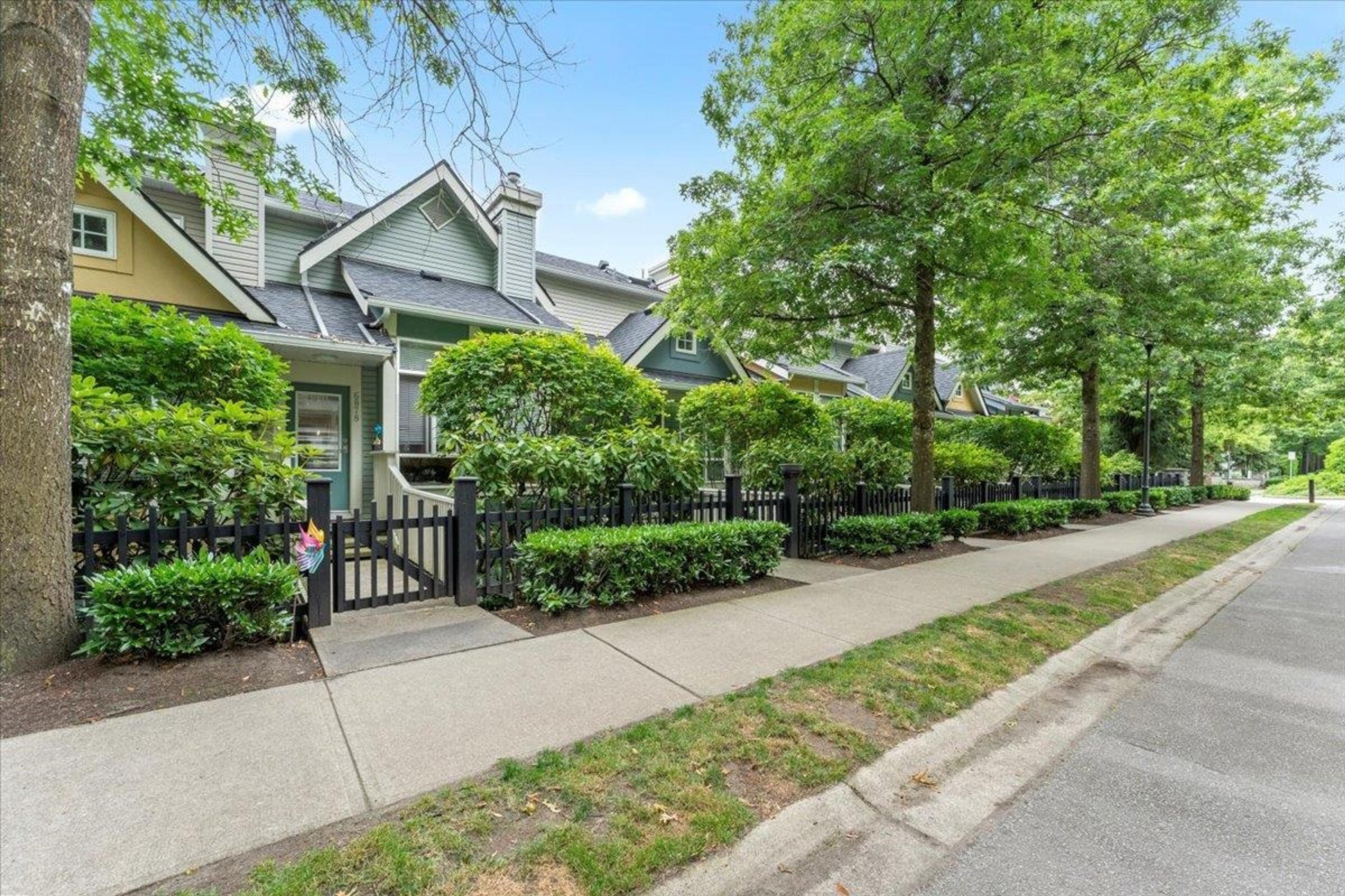 6893 Prenter Street, Burnaby - Exteriors - Full Complex View - Photo 4