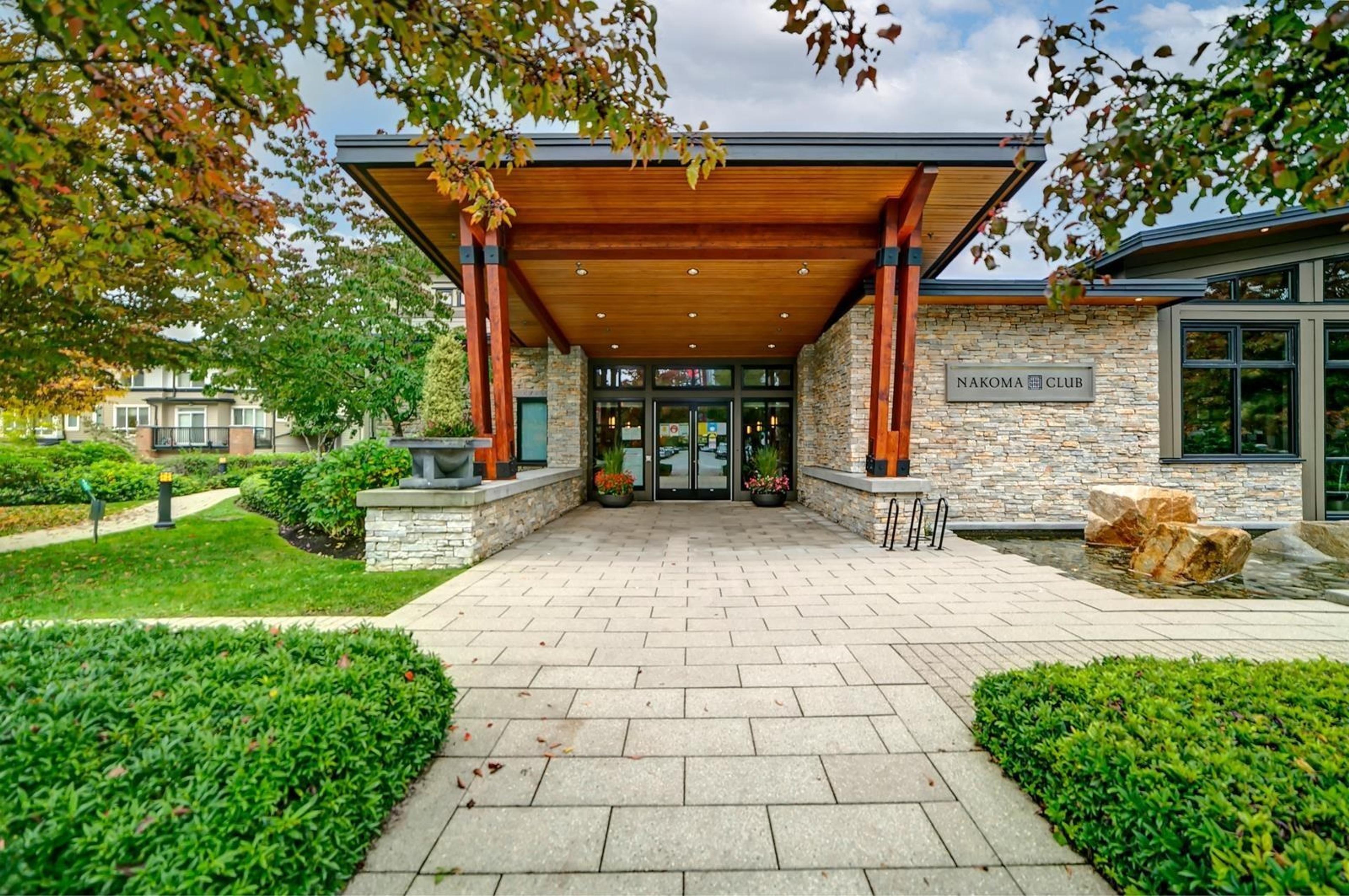 3097 Lincoln Avenue, Coquitlam - Exteriors - Photo 2