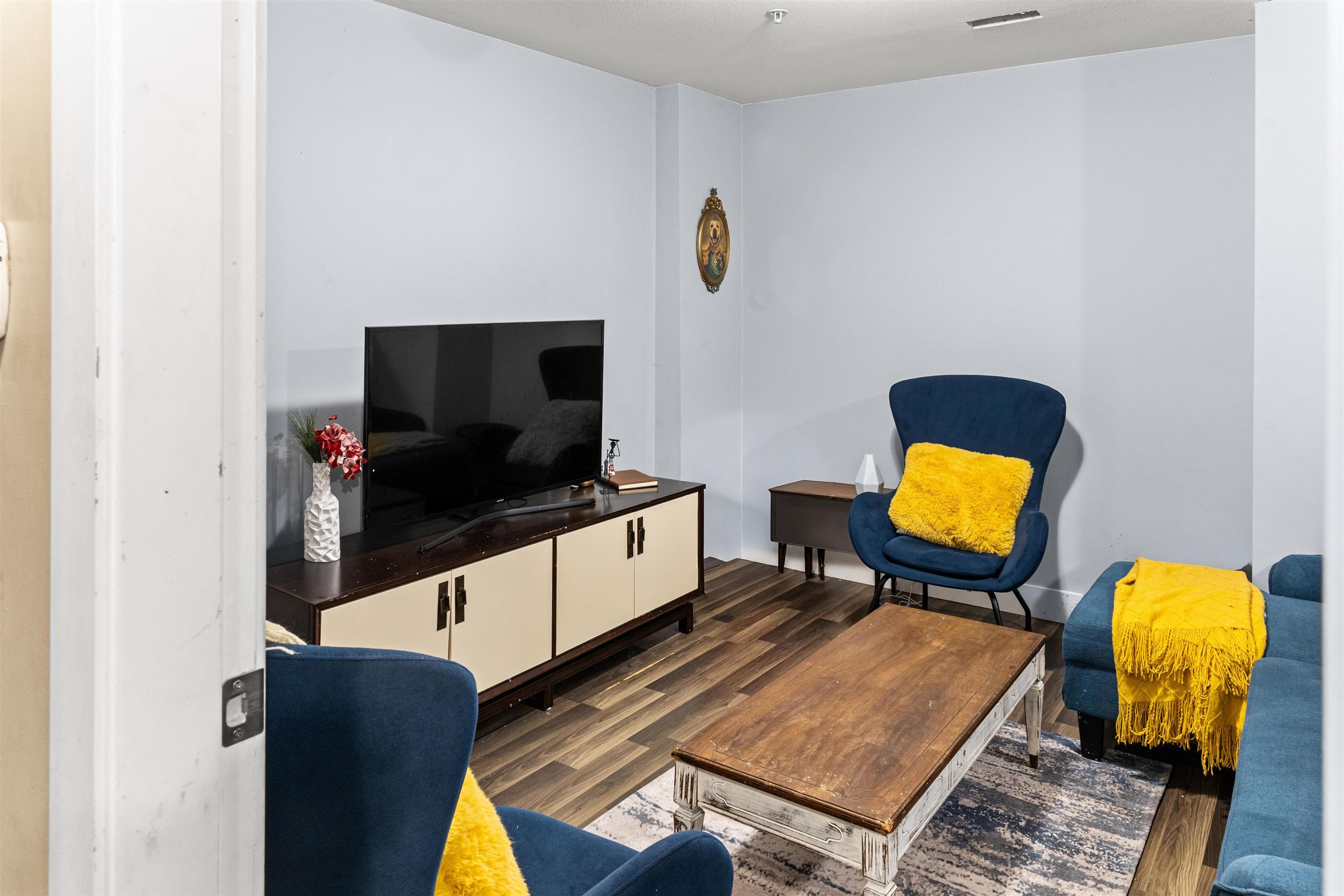 #35 22865 TELOSKY AVENUE - 34