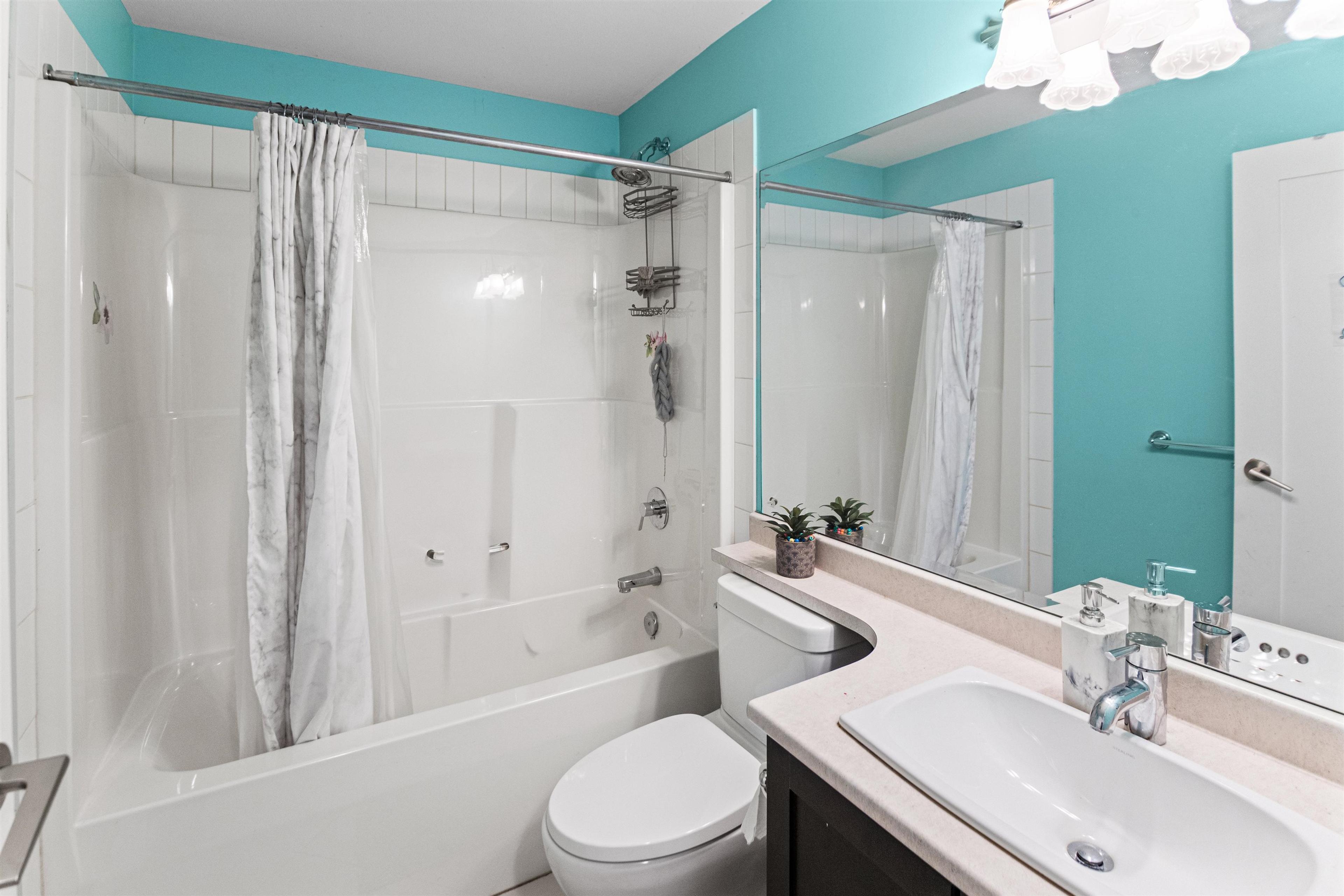 #35 22865 TELOSKY AVENUE - 21