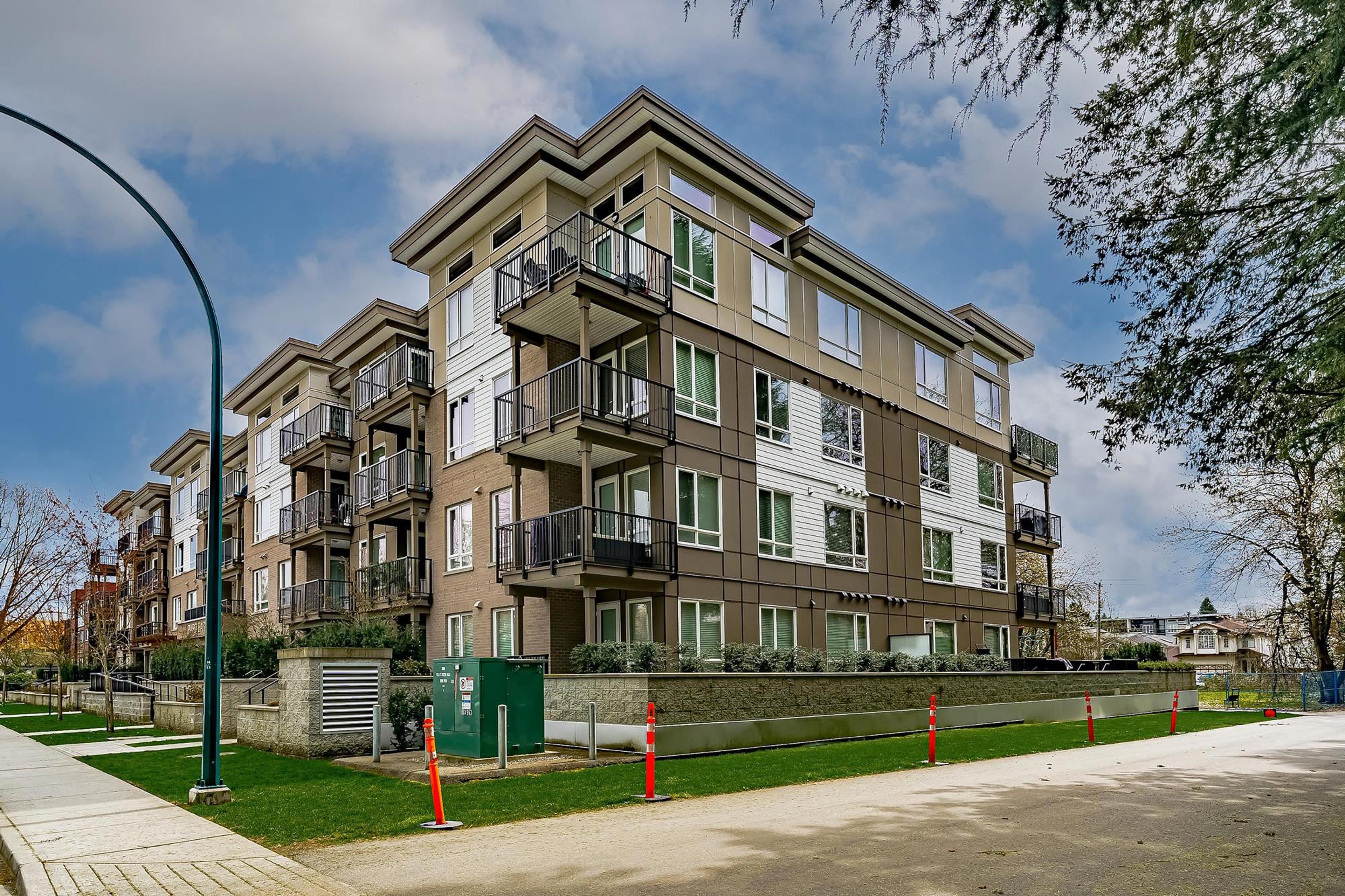 2382 Atkins Avenue, Port Coquitlam - Exteriors - Photo 2