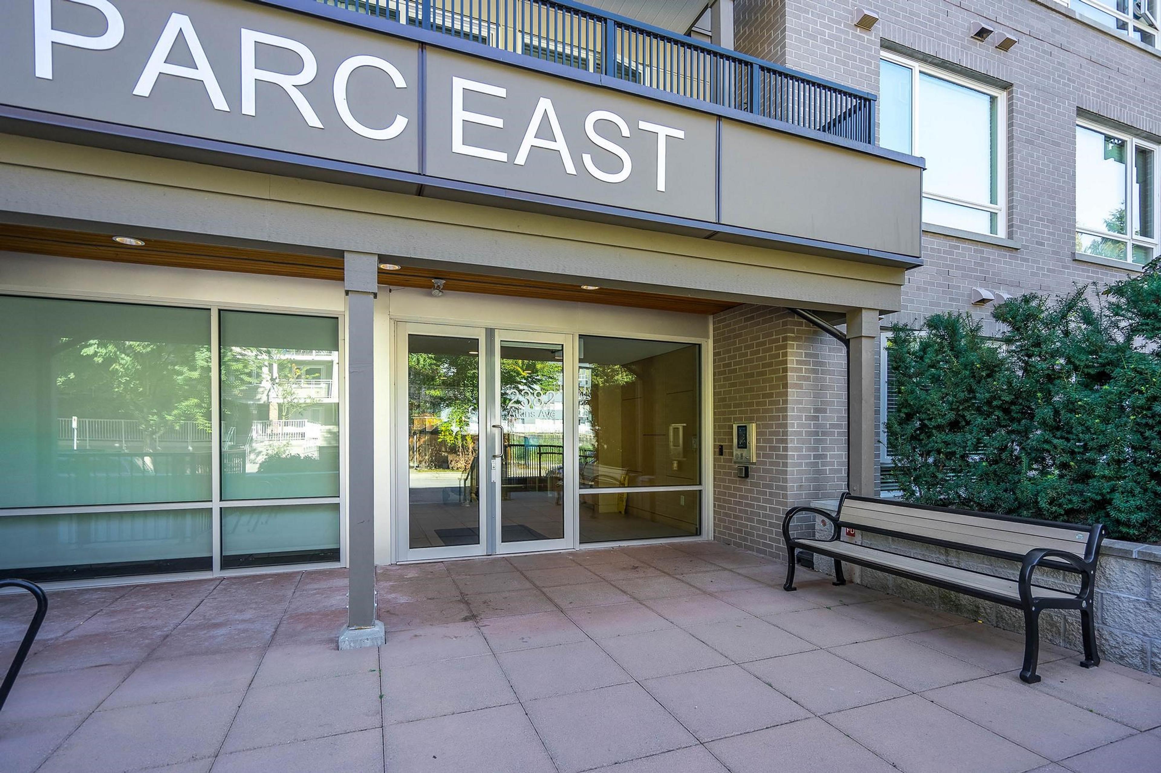 2382 Atkins Avenue, Port Coquitlam - Exteriors - Photo 3