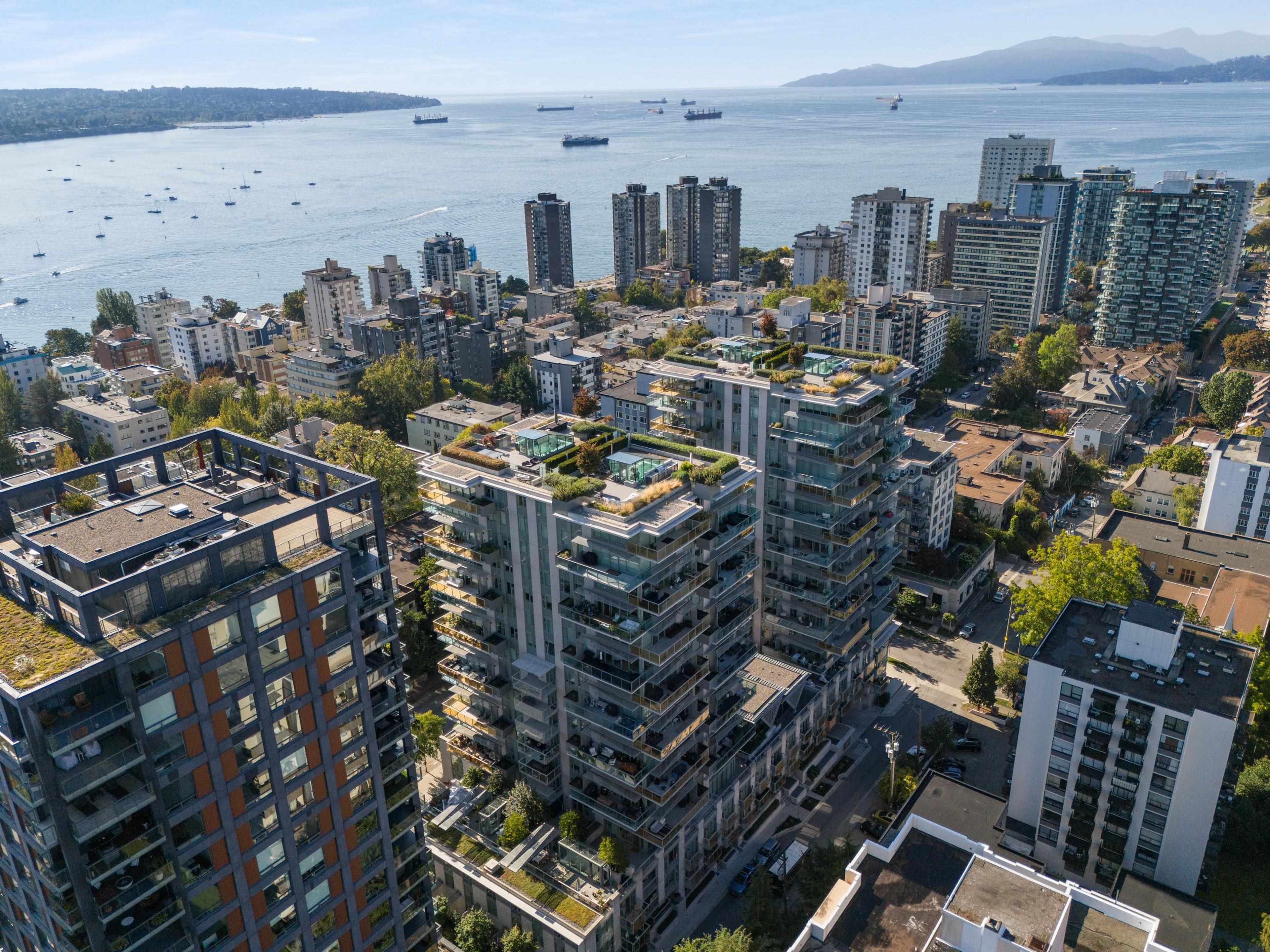 1365 Davie Street, Vancouver - Exteriors - Full Complex View, Drone/Aerial View - Photo 2