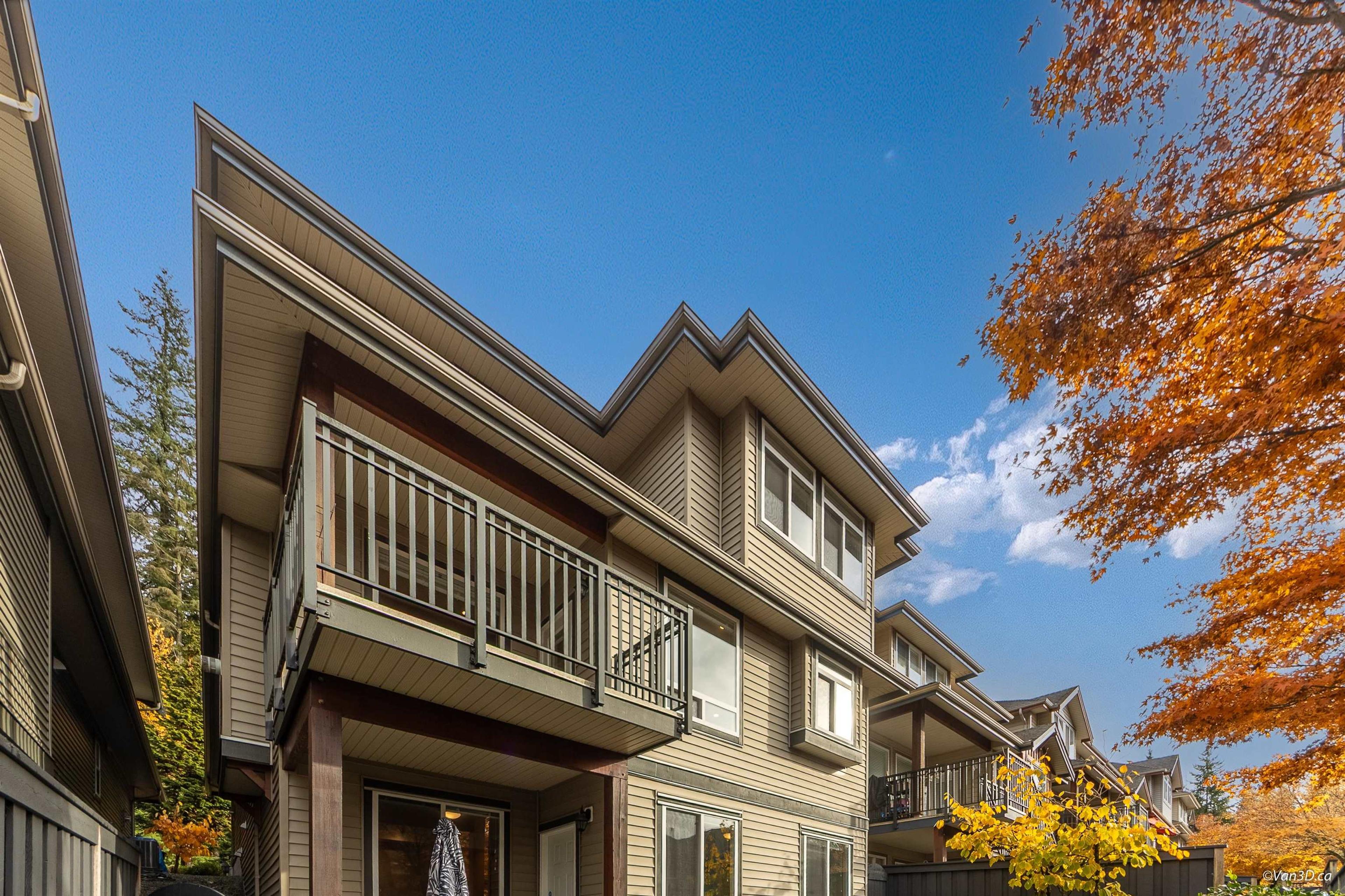 1701 Parkway Boulevard, Coquitlam - Exteriors - Photo 3
