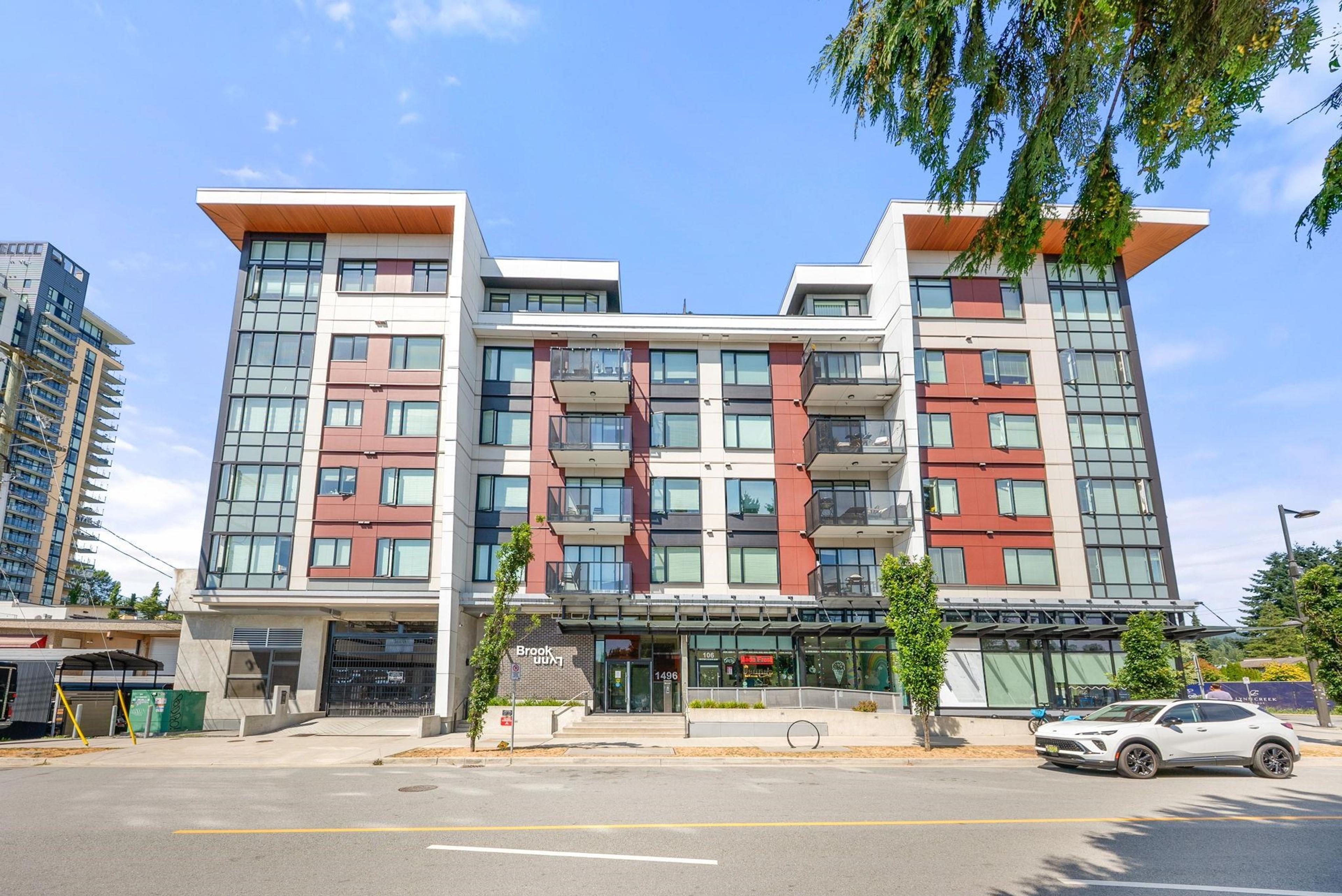 1496 Charlotte Road, North Vancouver - Exteriors - Photo 1