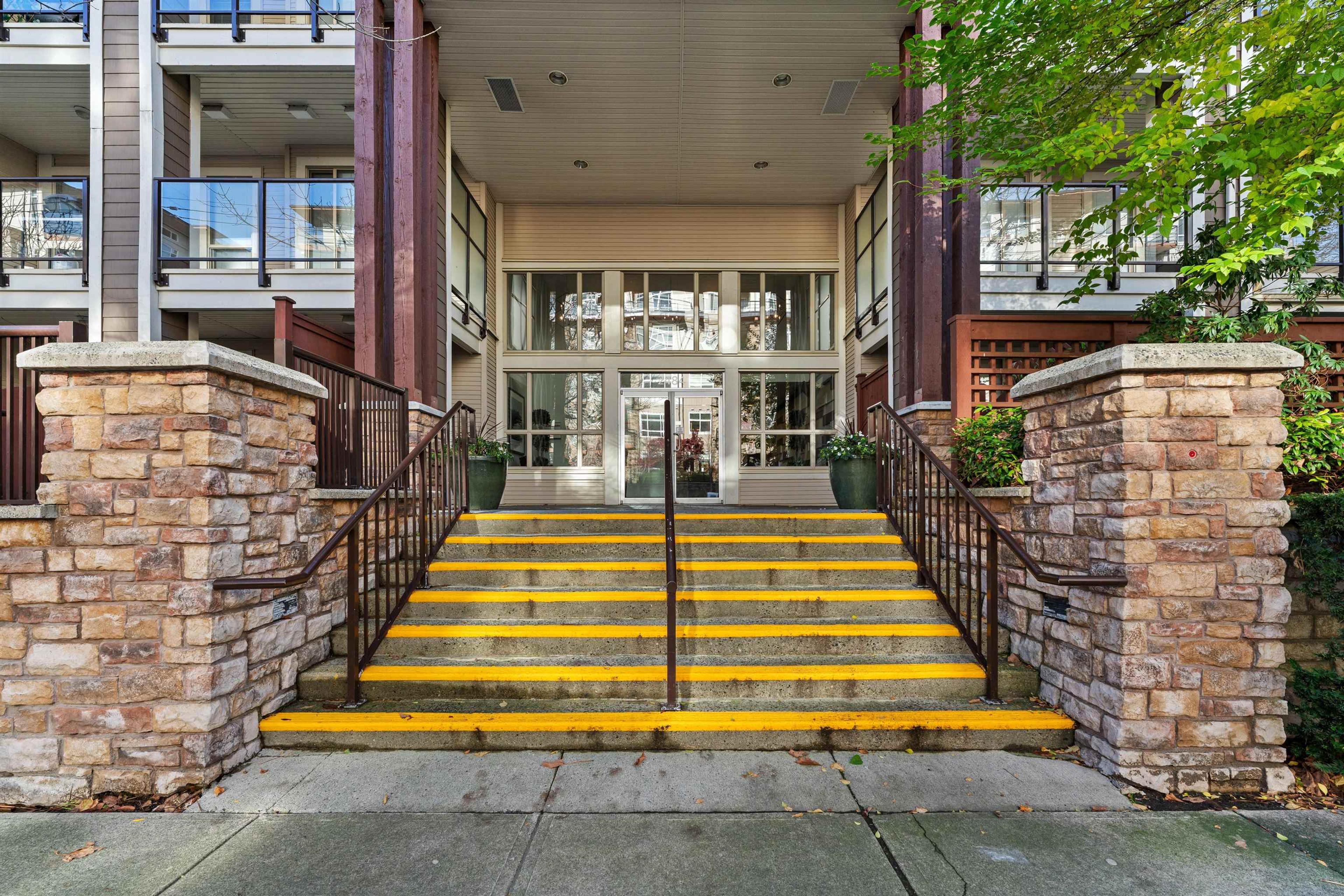 2484 Wilson Avenue, Port Coquitlam - Exteriors - Photo 3