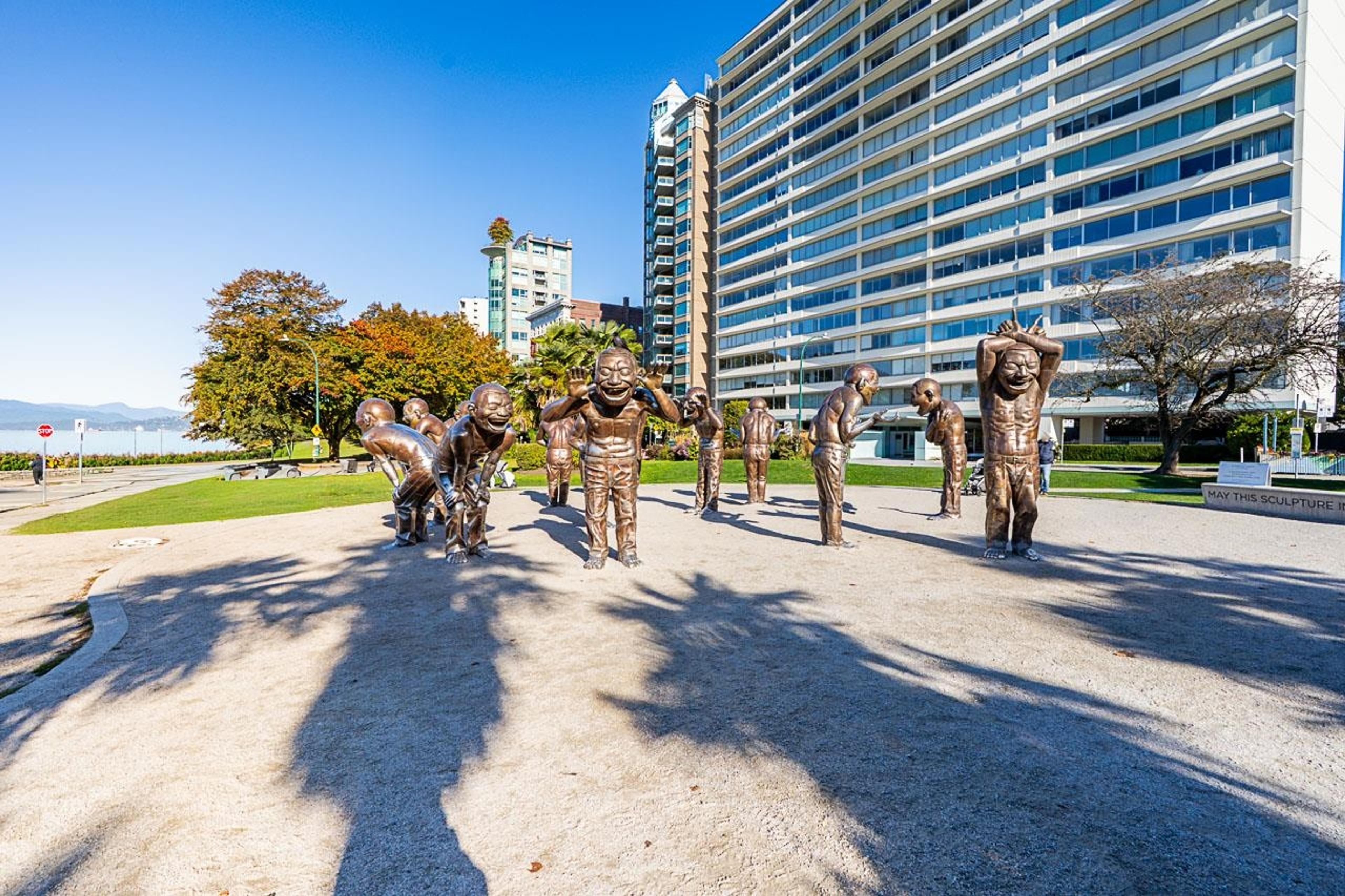 1355 Harwood Street, Vancouver - Exteriors - Photo 3