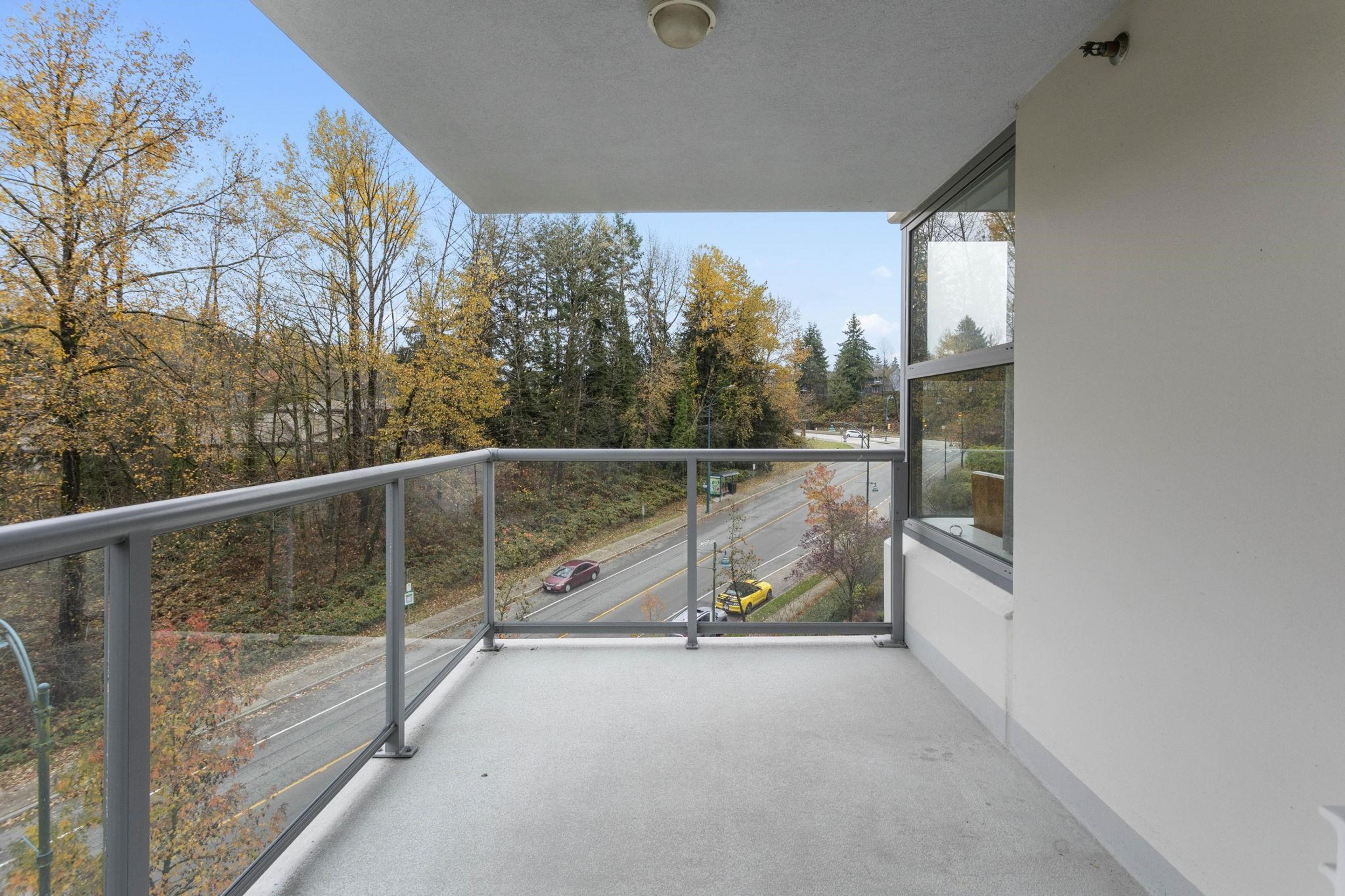 #602 290 NEWPORT DRIVE - 23