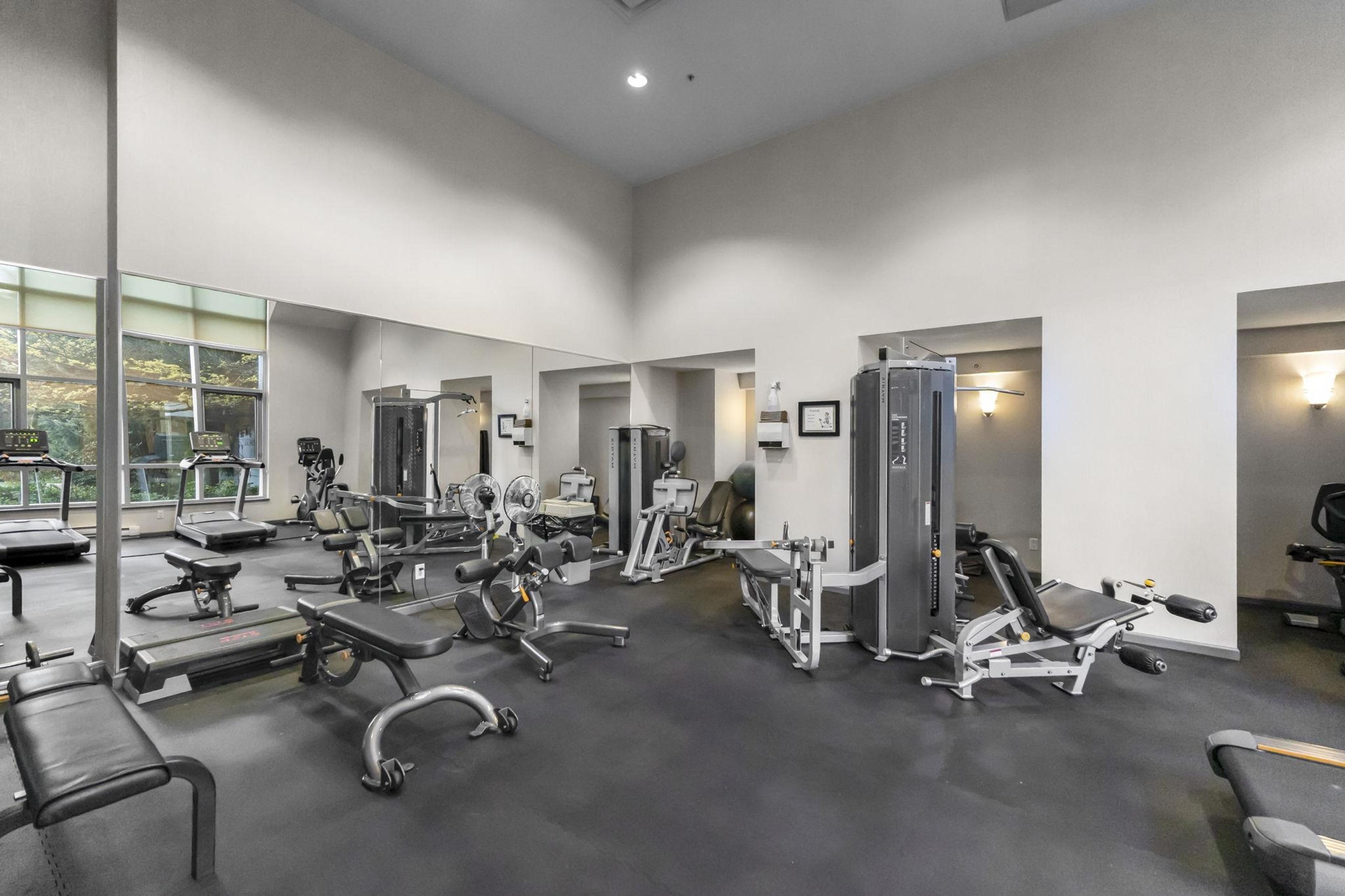 #602 290 NEWPORT DRIVE - 27