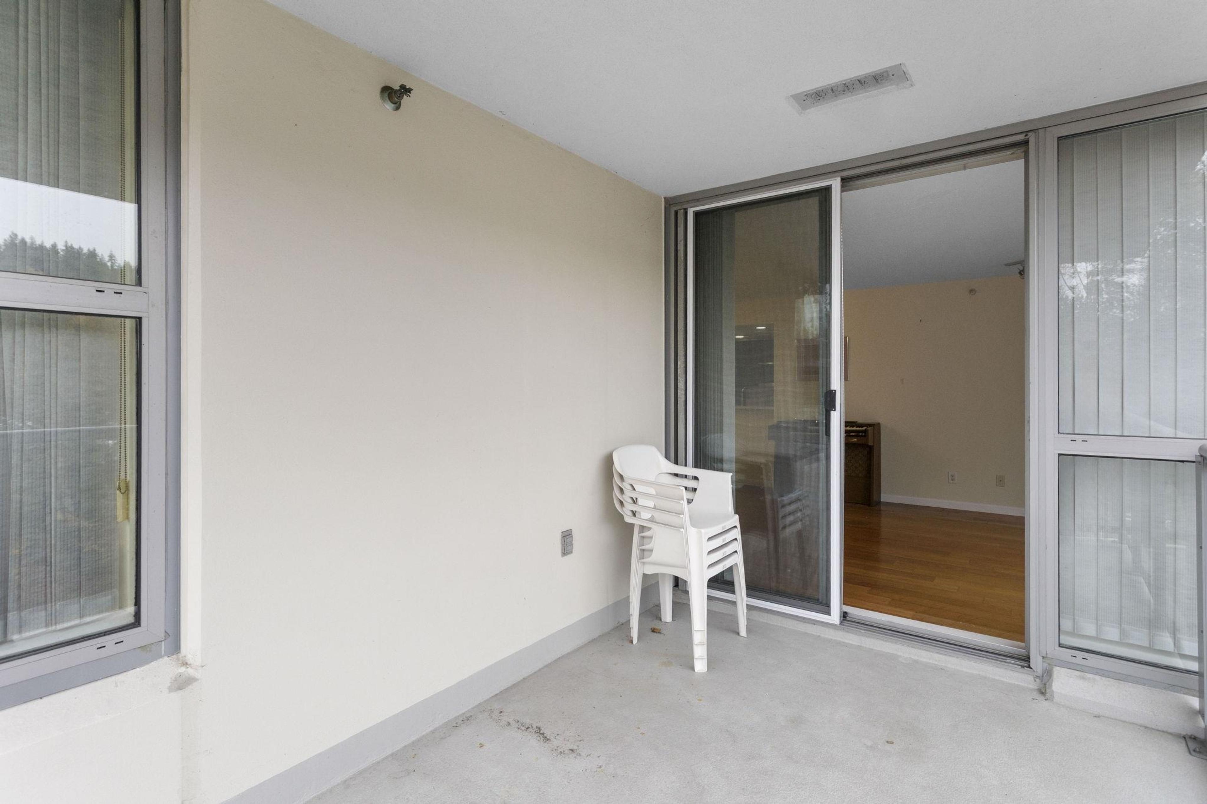 #602 290 NEWPORT DRIVE - 22