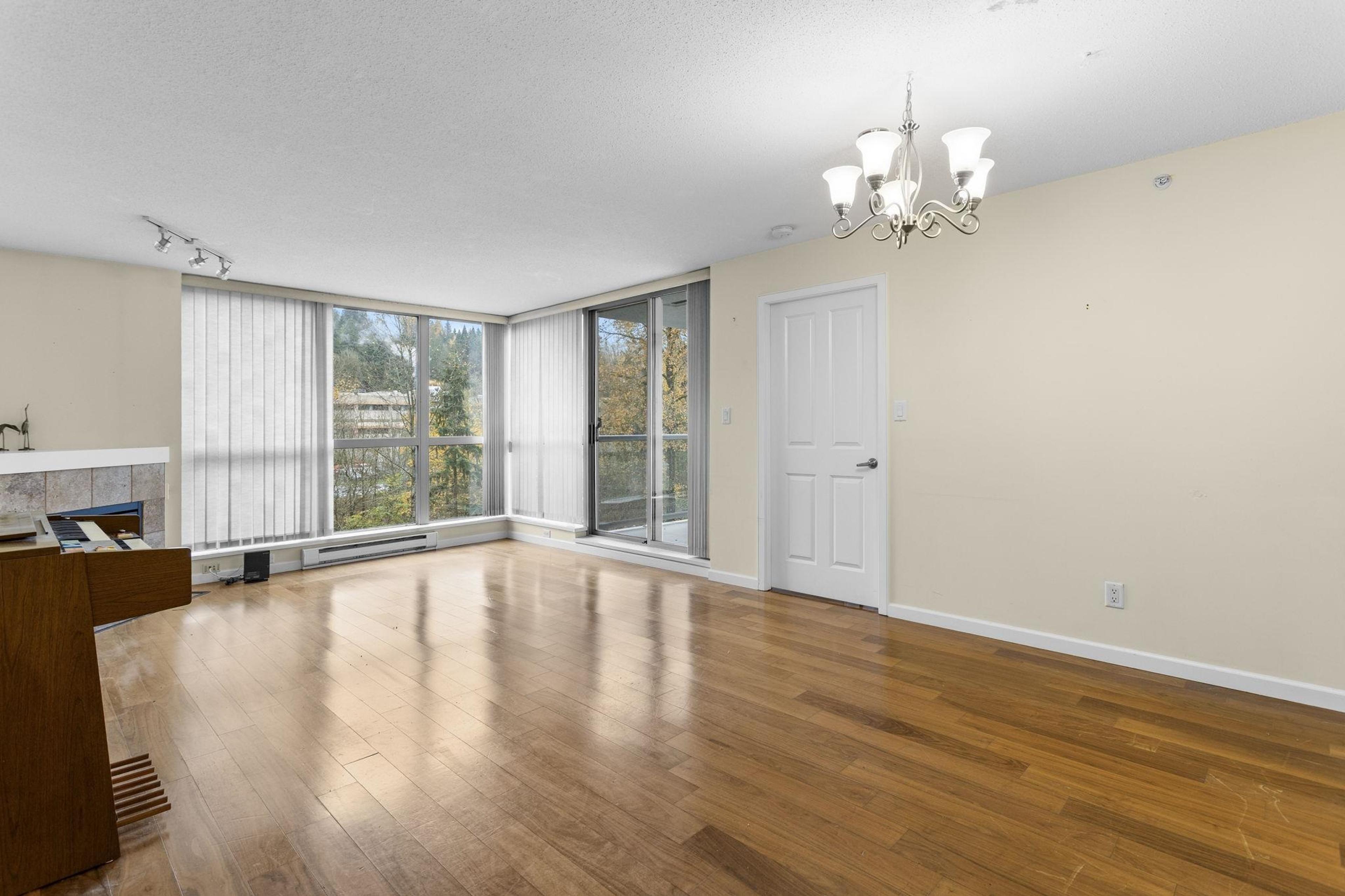 #602 290 NEWPORT DRIVE - Image 3