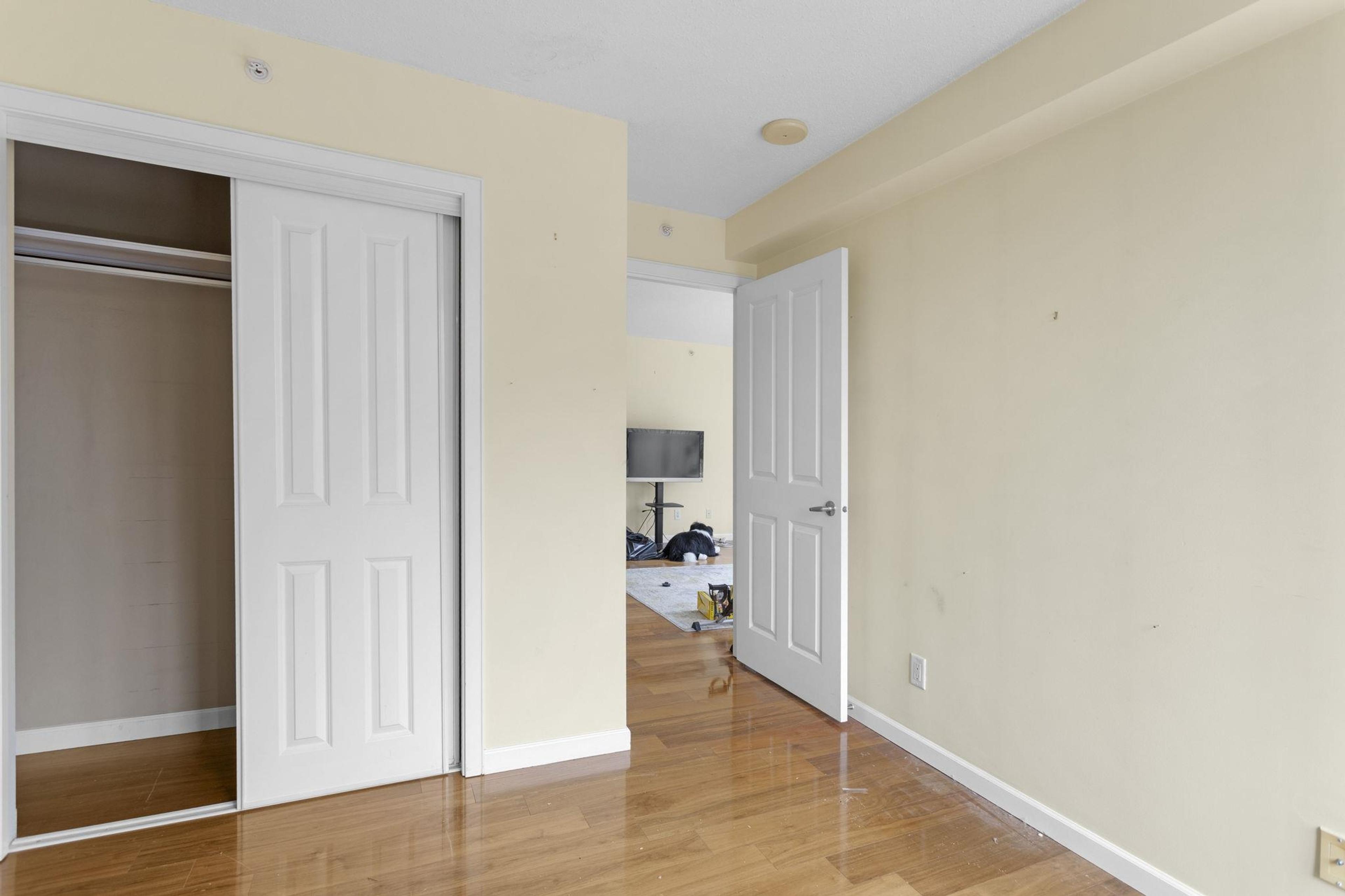 #602 290 NEWPORT DRIVE - 15