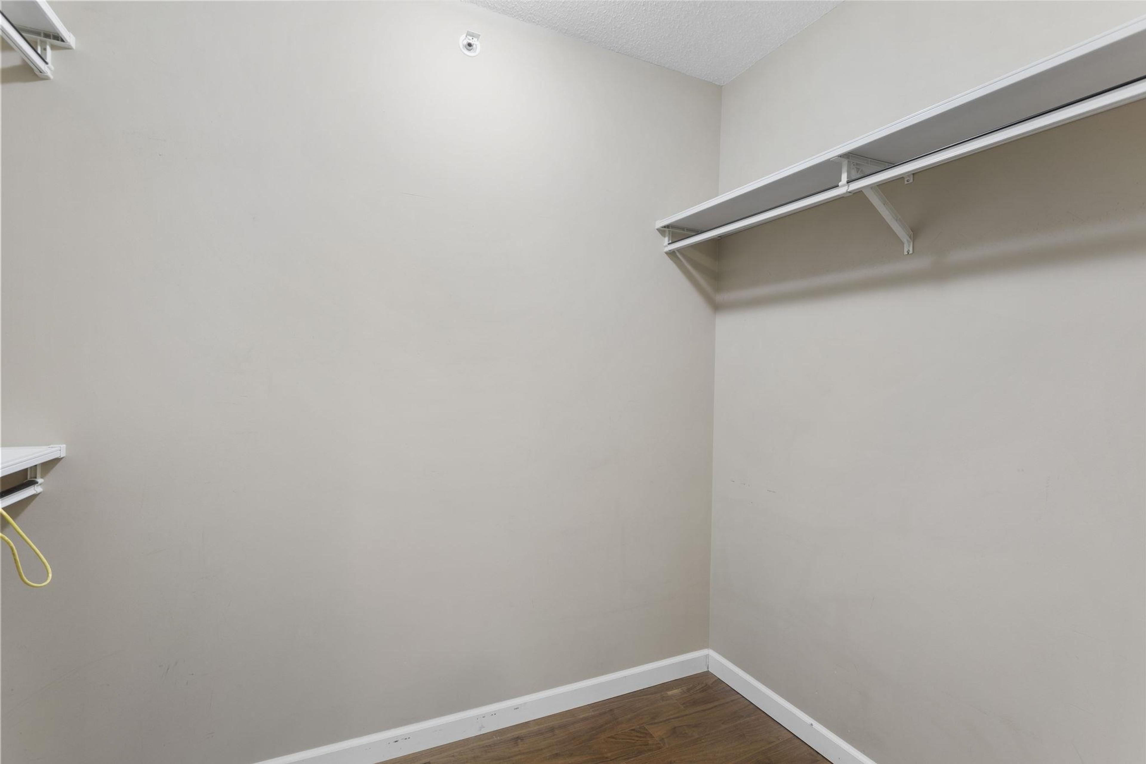 #602 290 NEWPORT DRIVE - 19