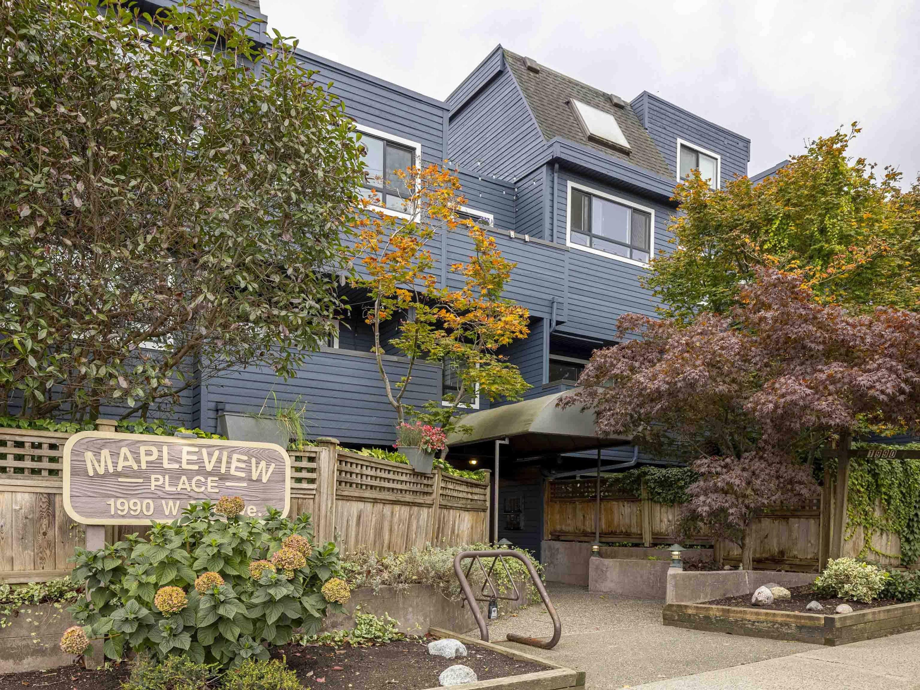 1990 W 6th Avenue, Vancouver - Exteriors - Photo 1