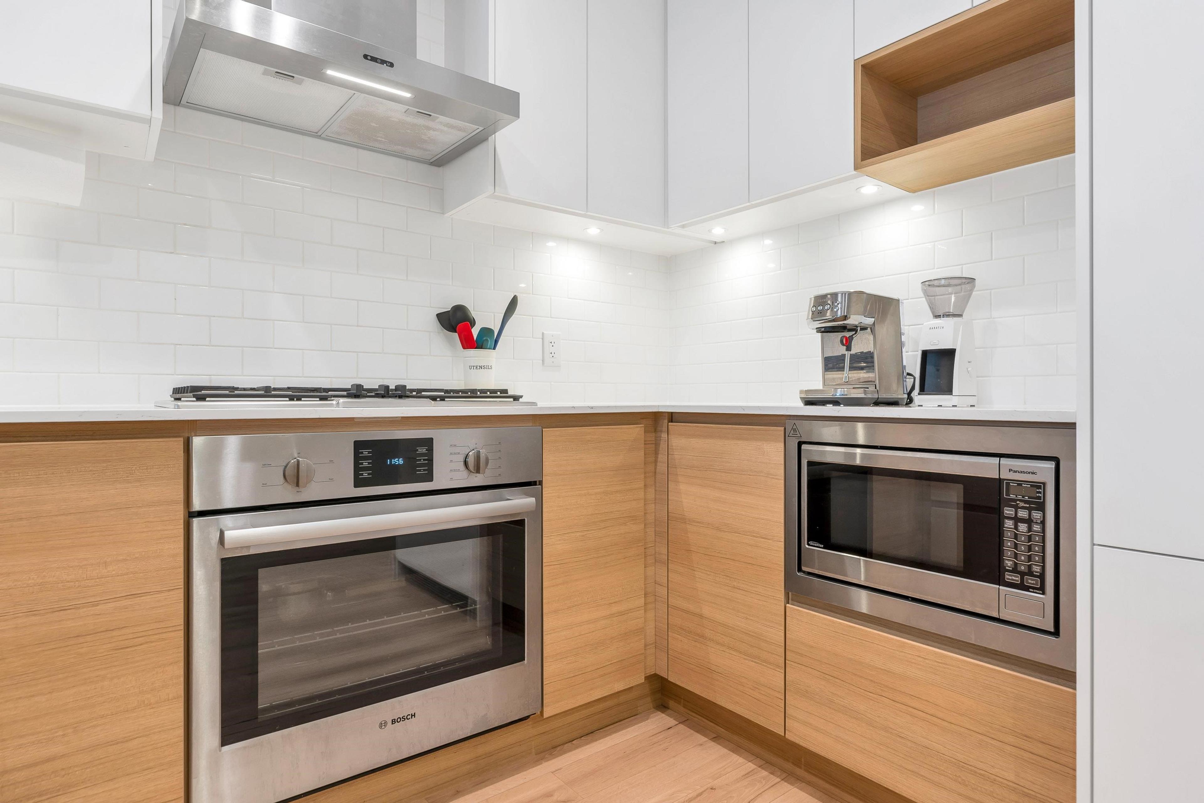 #623 3131 MURRAY STREET STREET - Image 3