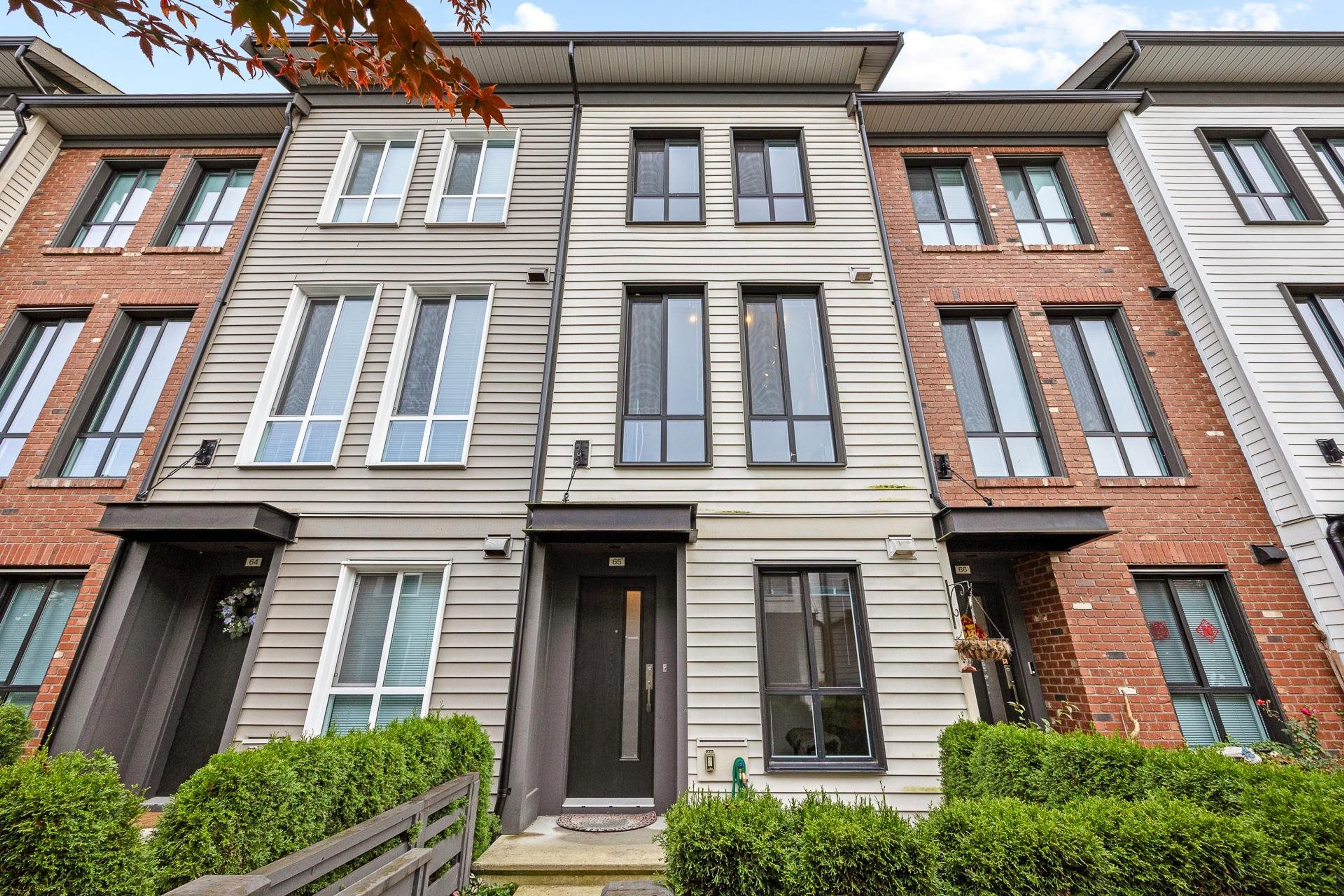 15938 27 Avenue, Surrey - Exteriors - Photo 3