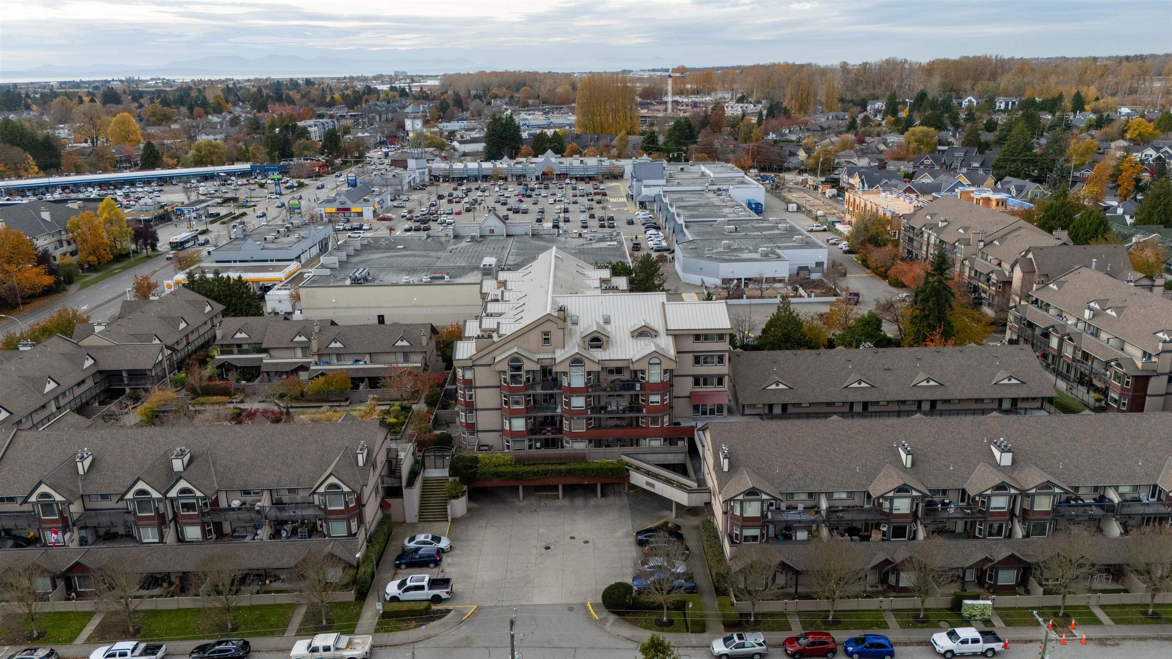 4811 53 Street, Ladner - Exteriors - Full Complex View, Drone/Aerial View - Photo 3
