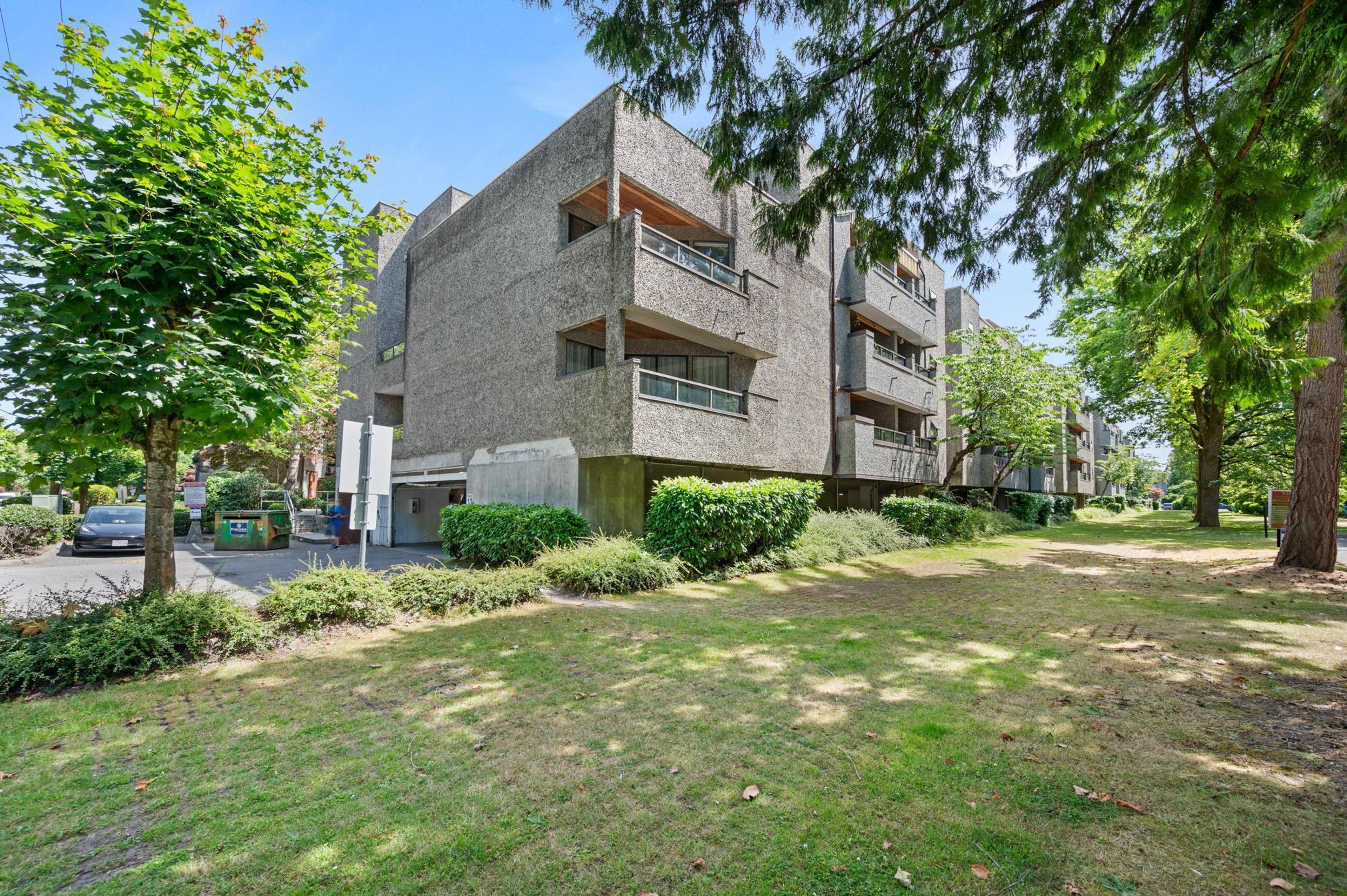 8460 Ackroyd Road, Richmond - Exteriors - Full Complex View - Photo 6