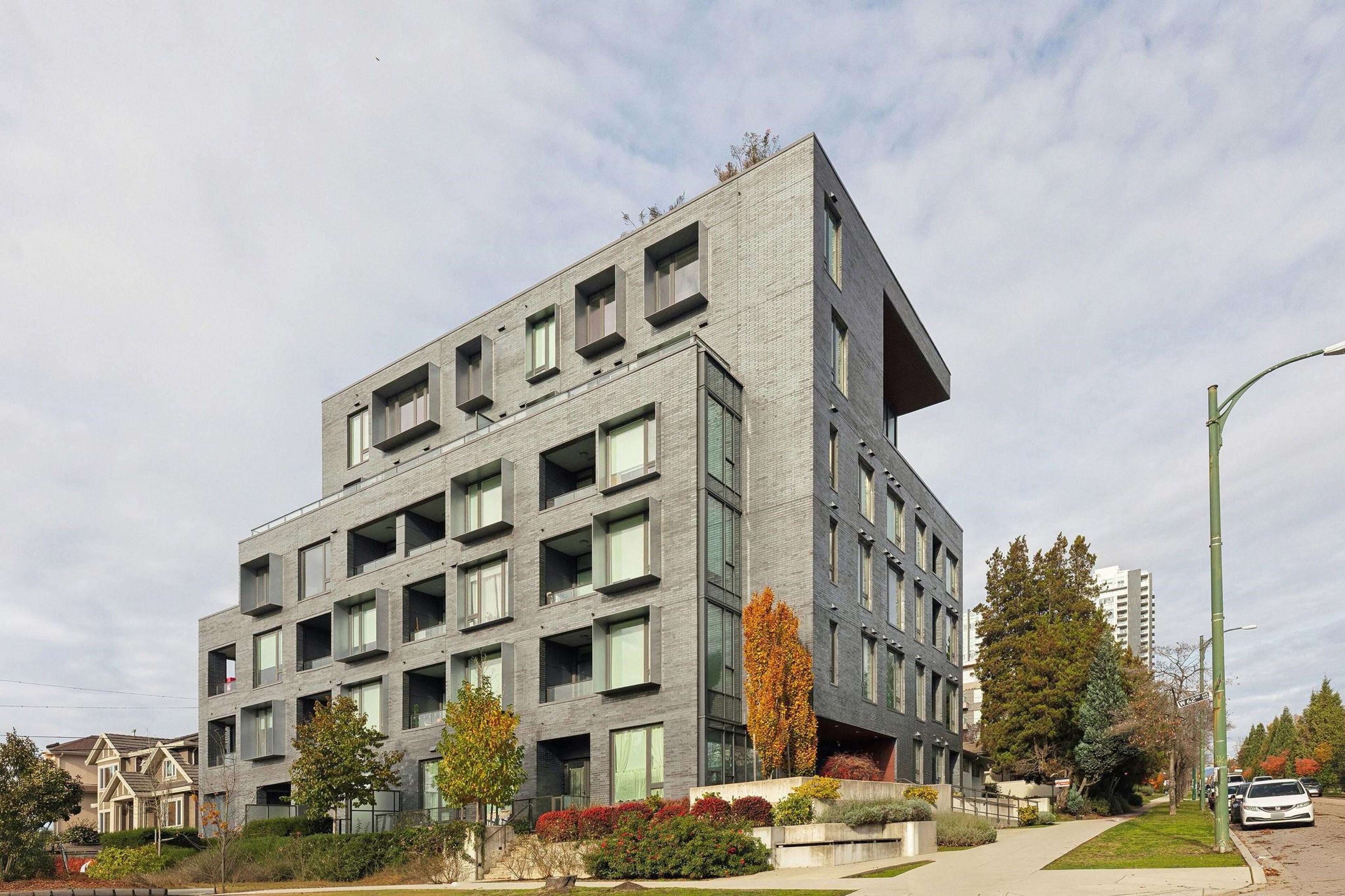 7777 Cambie Street, Vancouver - Exteriors - Photo 3