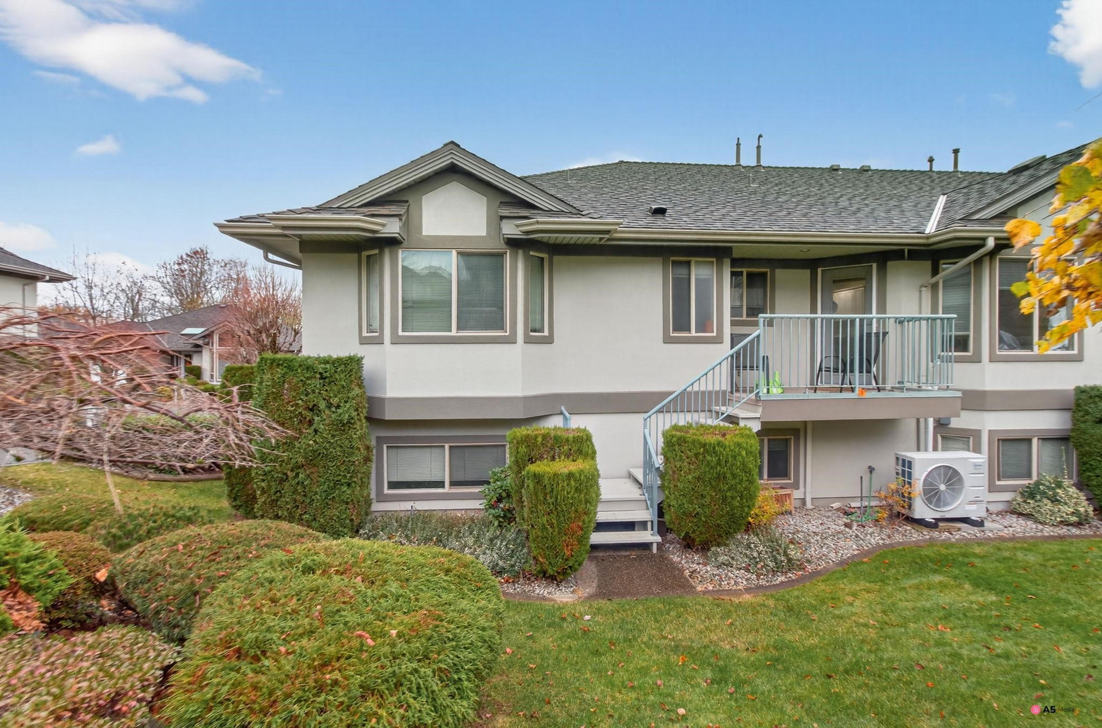 3555 Bluejay Street, Abbotsford - Exteriors - Photo 4