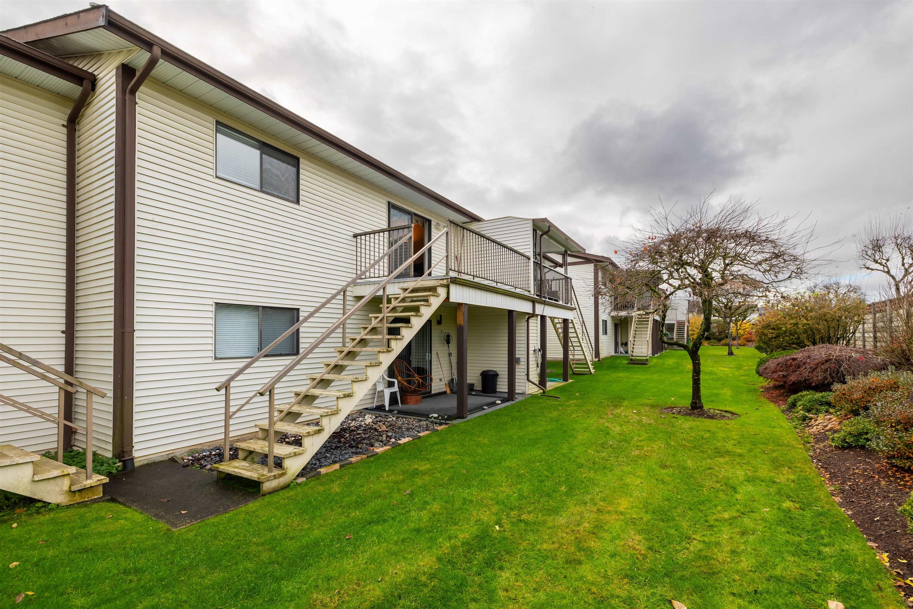 32718 Garibaldi Drive, Abbotsford - Exteriors - Full Complex View - Photo 3