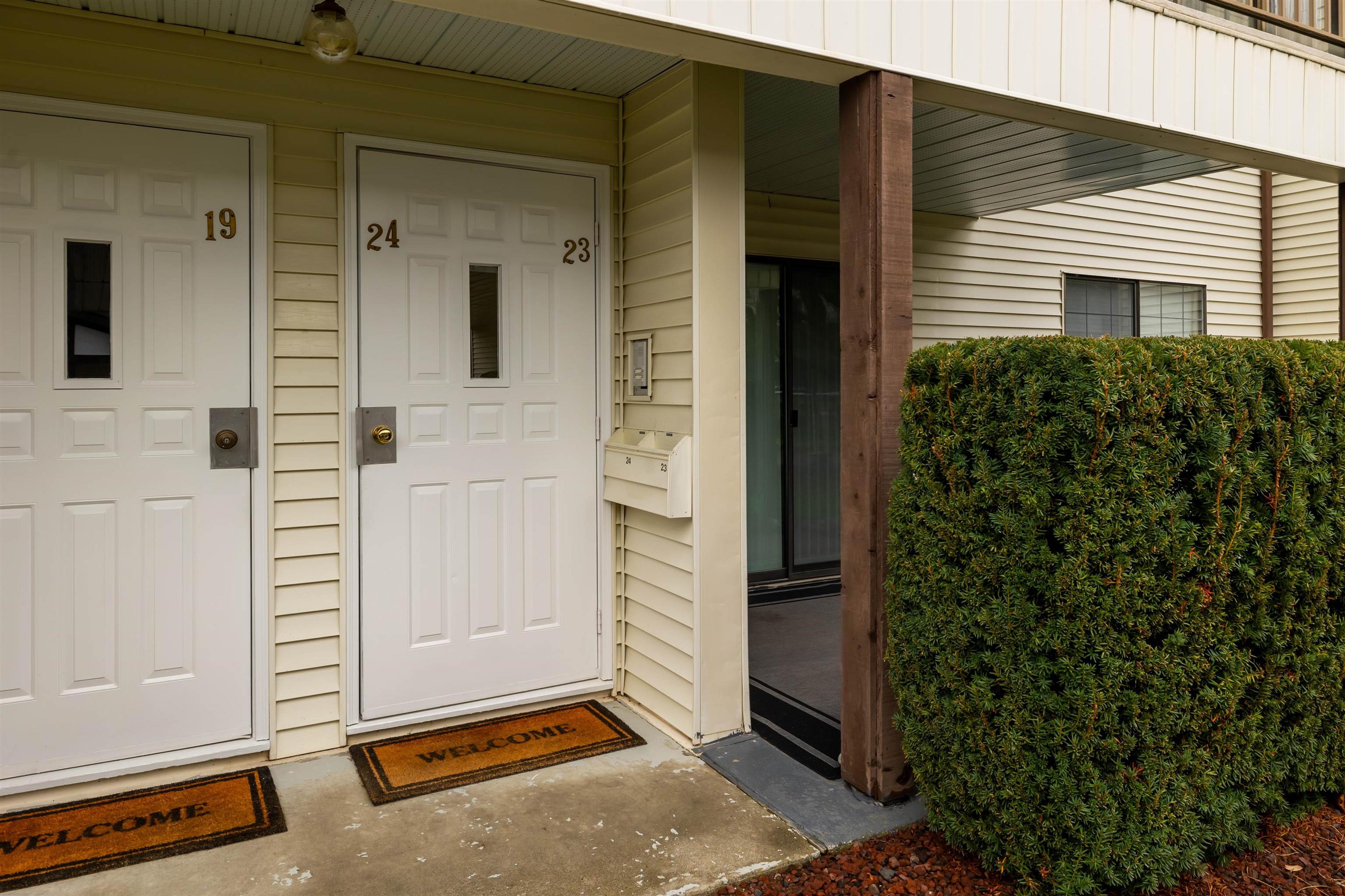 32718 Garibaldi Drive, Abbotsford - Exteriors - Photo 5