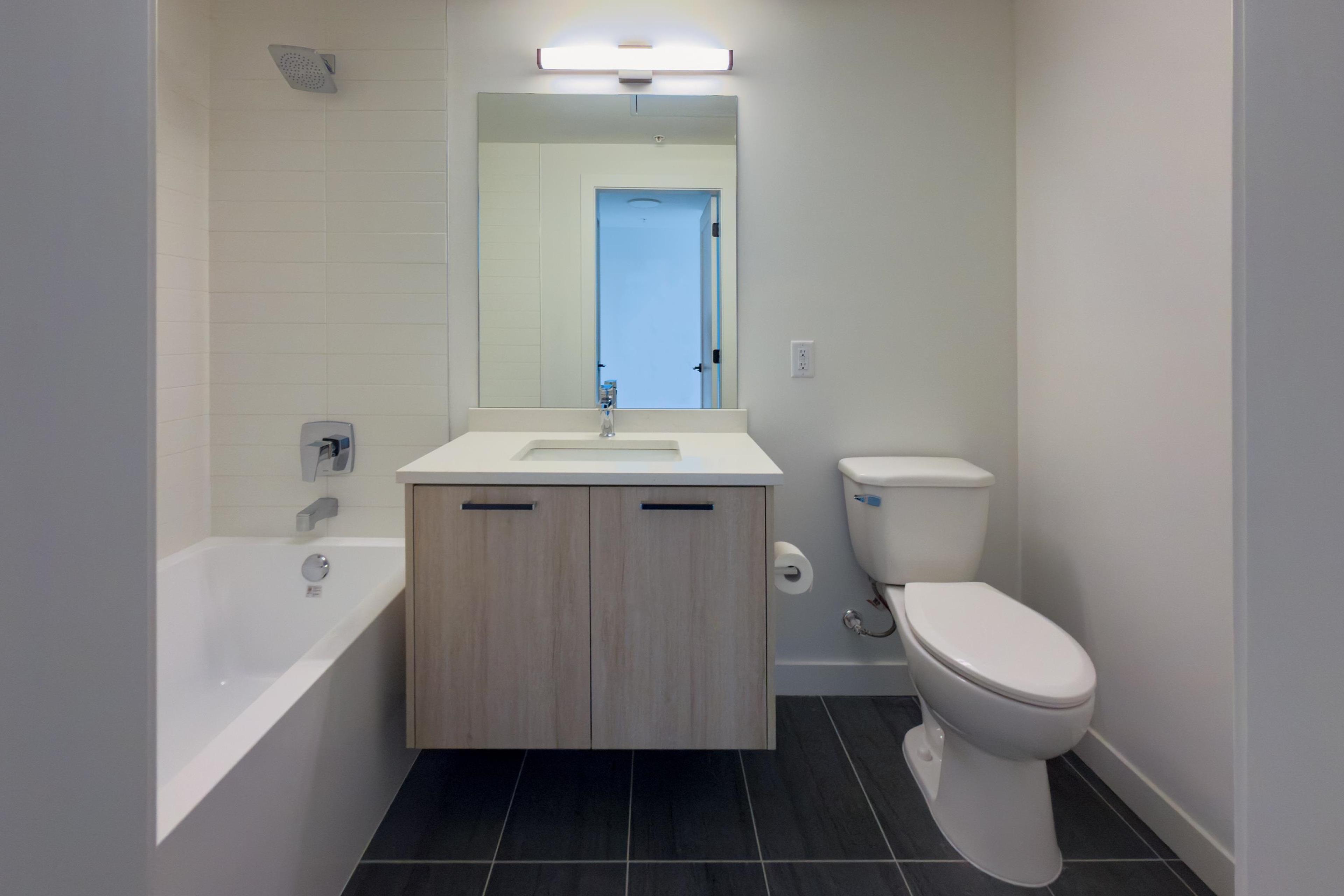 #406 2002 ST. GEORGE STREET - 16