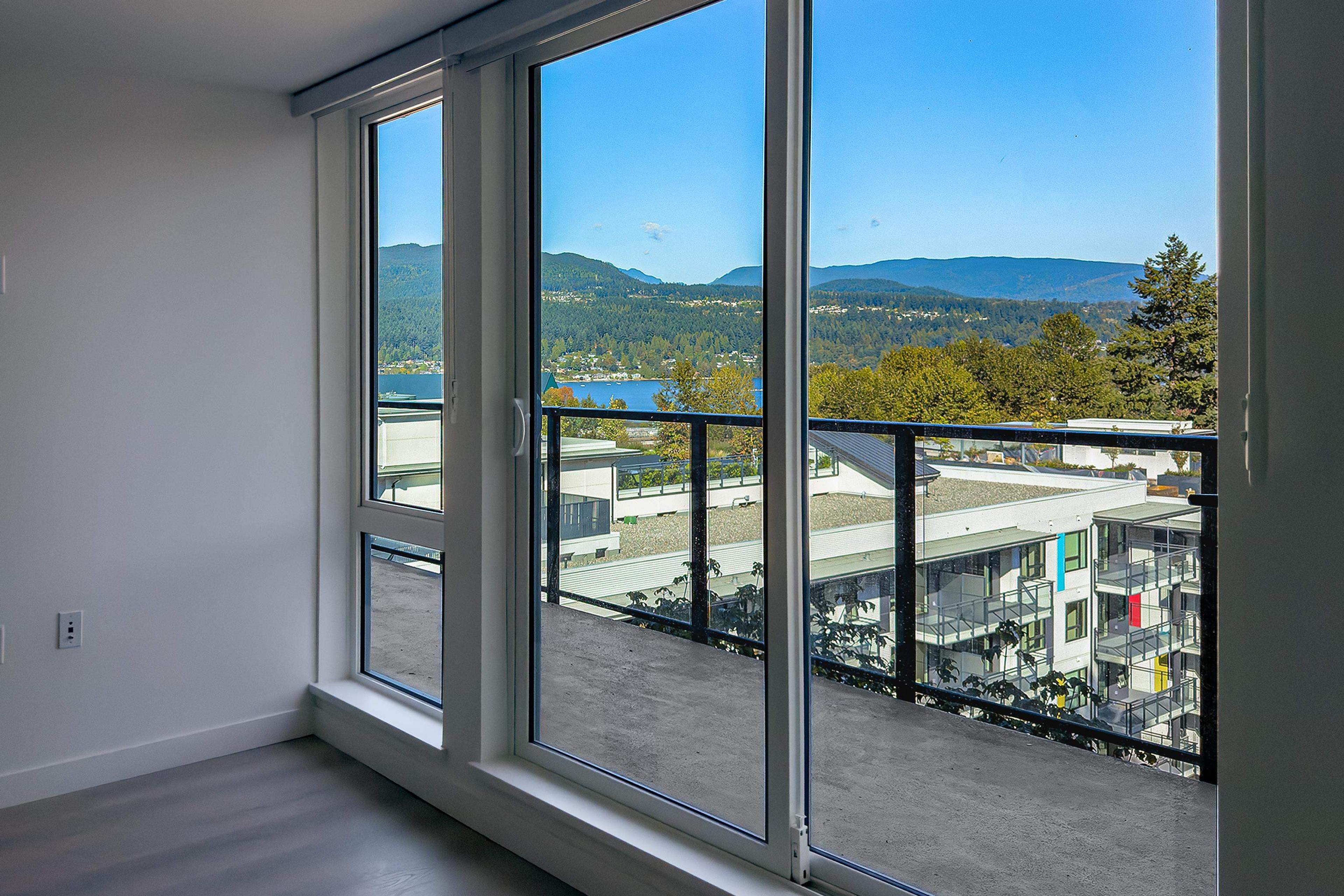 #406 2002 ST. GEORGE STREET - 7