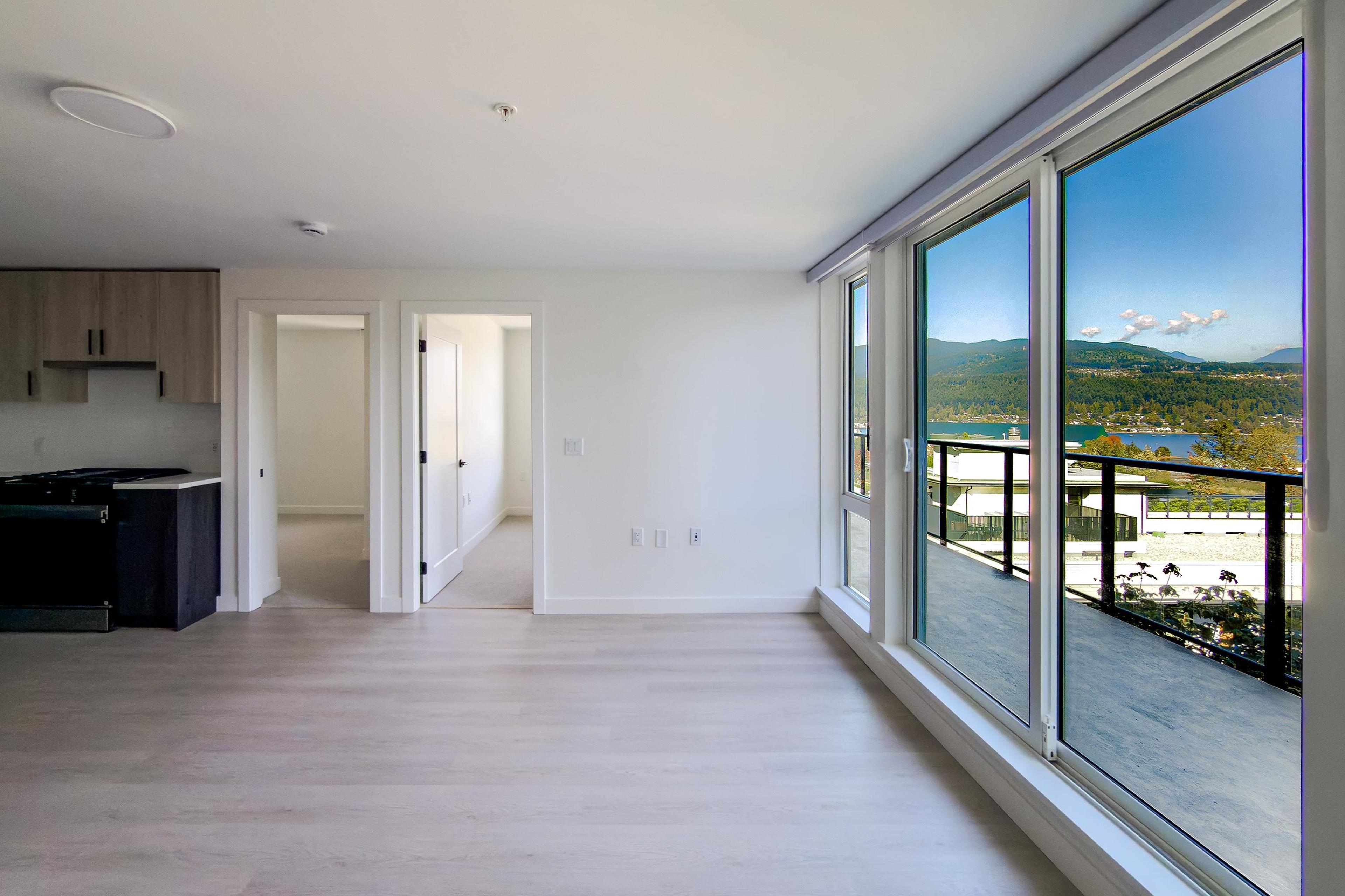 #406 2002 ST. GEORGE STREET - 4