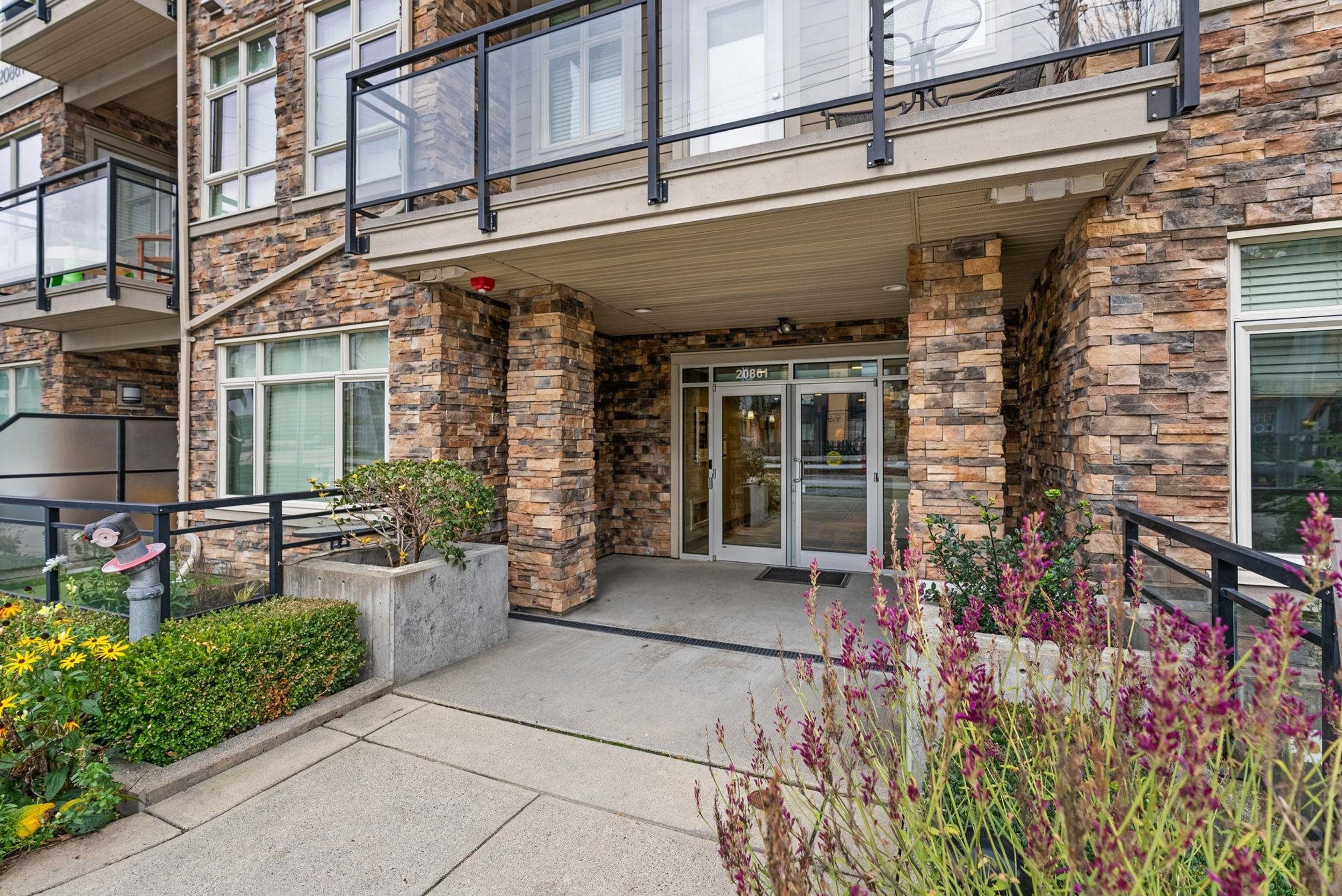 20861 83 Avenue, Langley - Exteriors - Photo 3