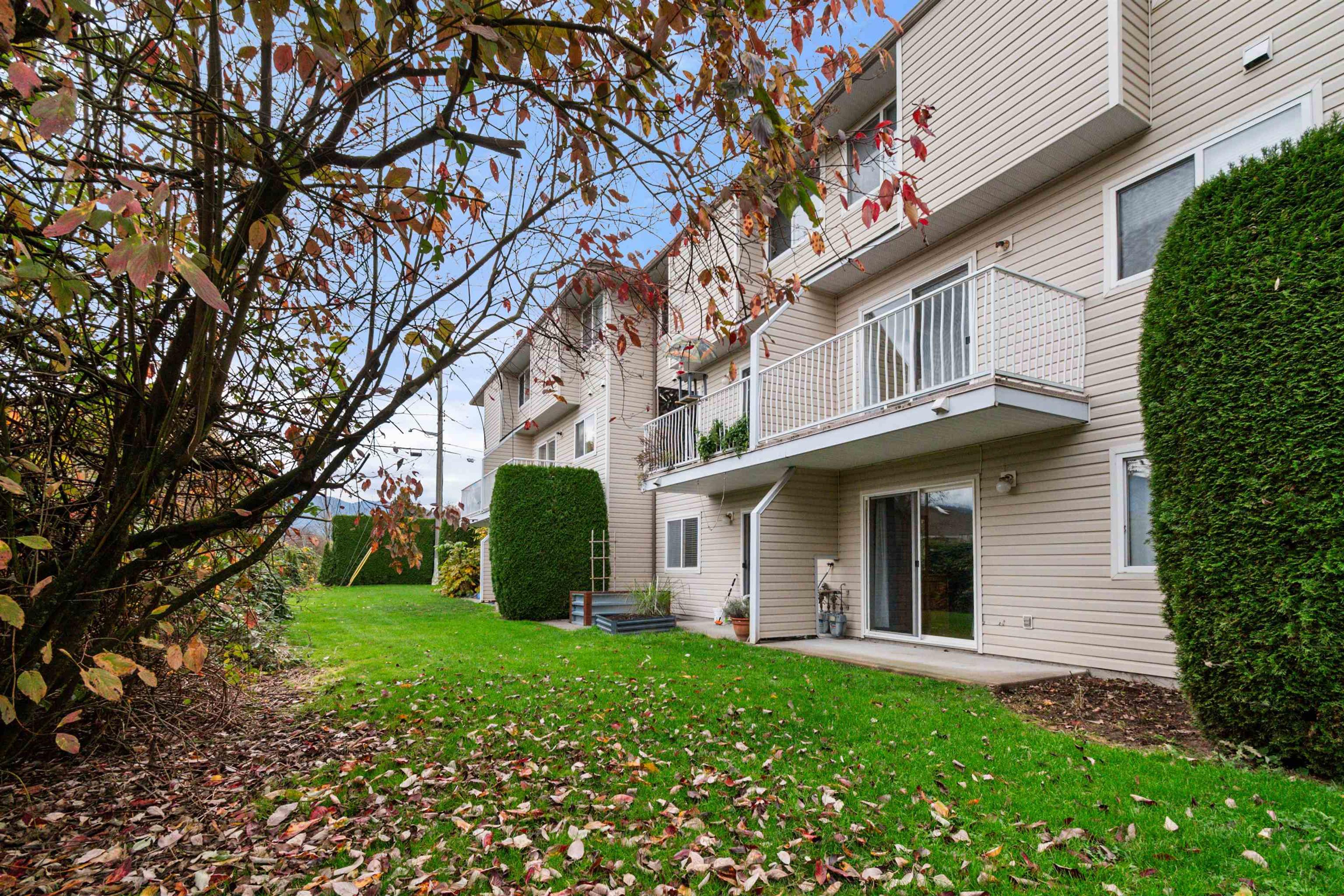 46375 Cessna Drive, Chilliwack - Exteriors - Full Complex View - Photo 2