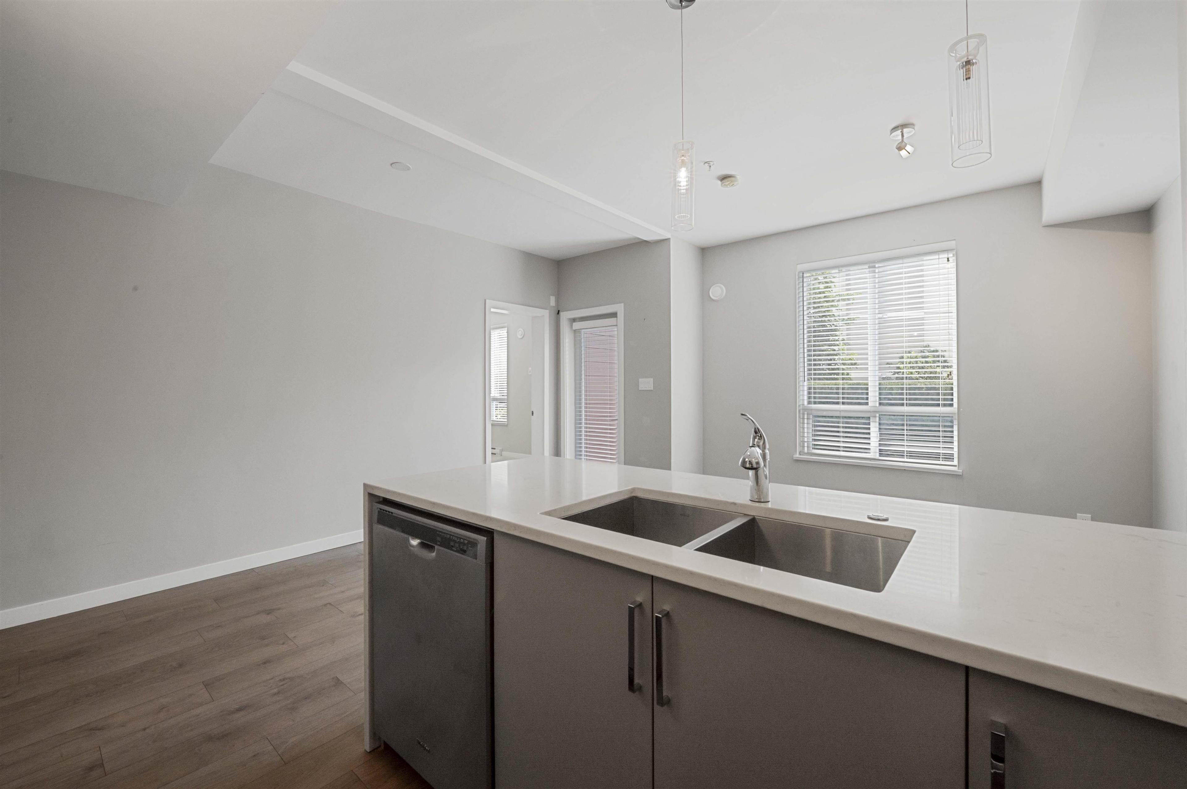 #D117 20211 66 AVENUE - 6