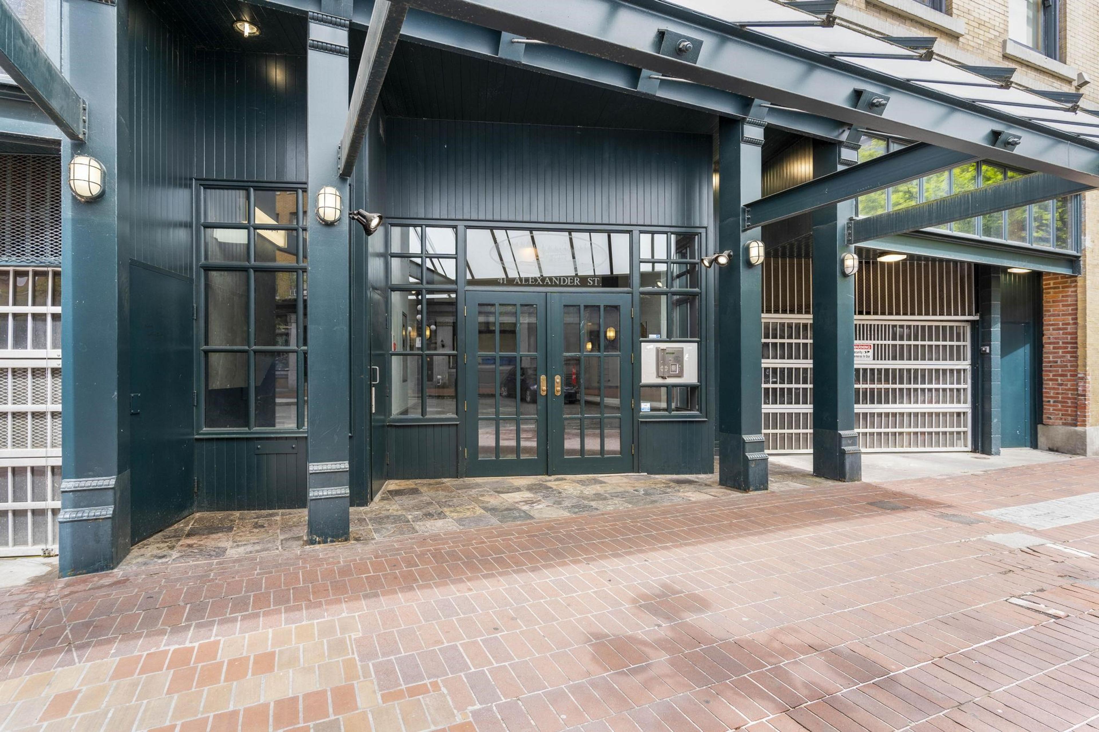 41 Alexander Street, Vancouver - Exteriors - Photo 2