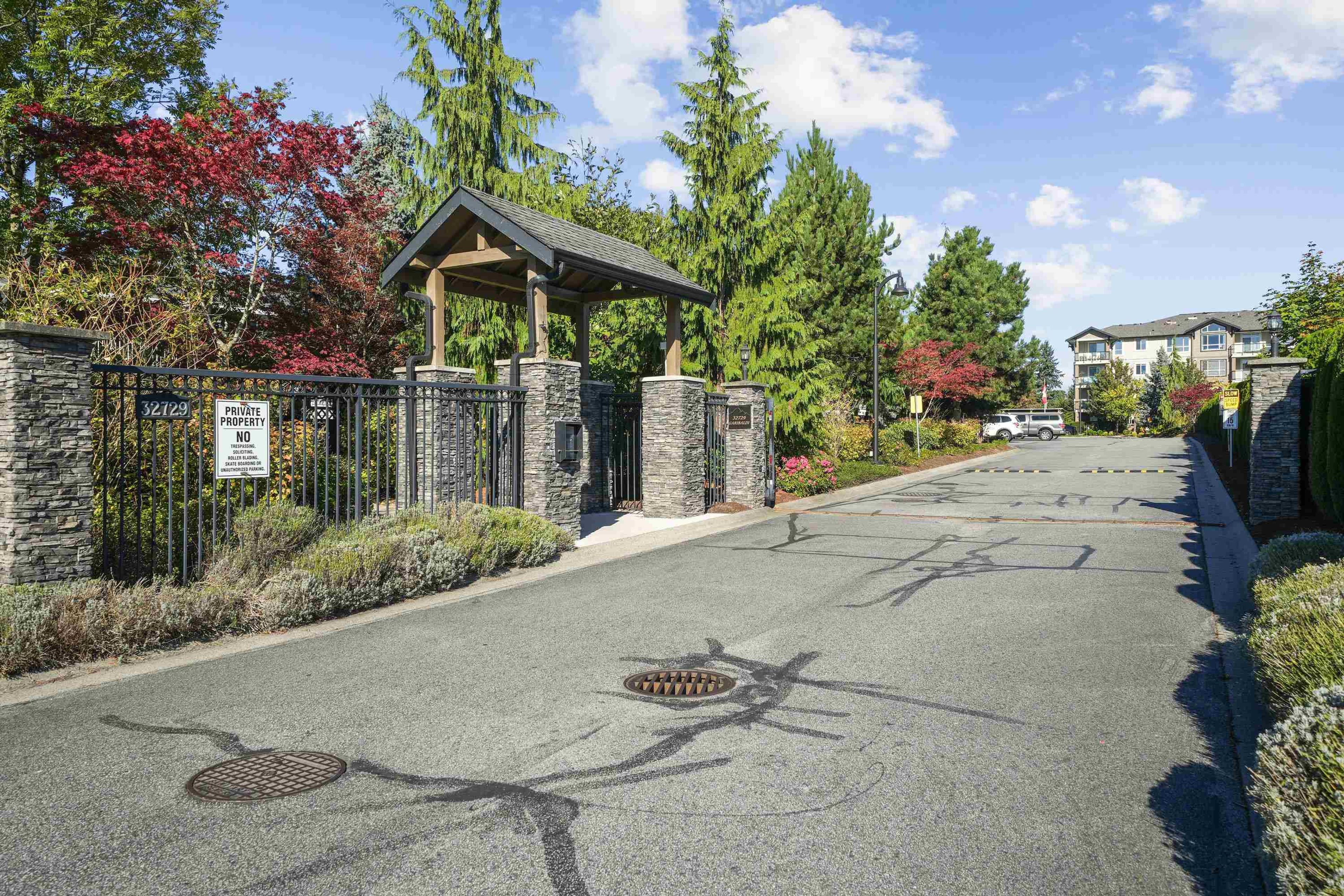 32729 Garibaldi Drive, Abbotsford - Exteriors - Full Complex View - Photo 3