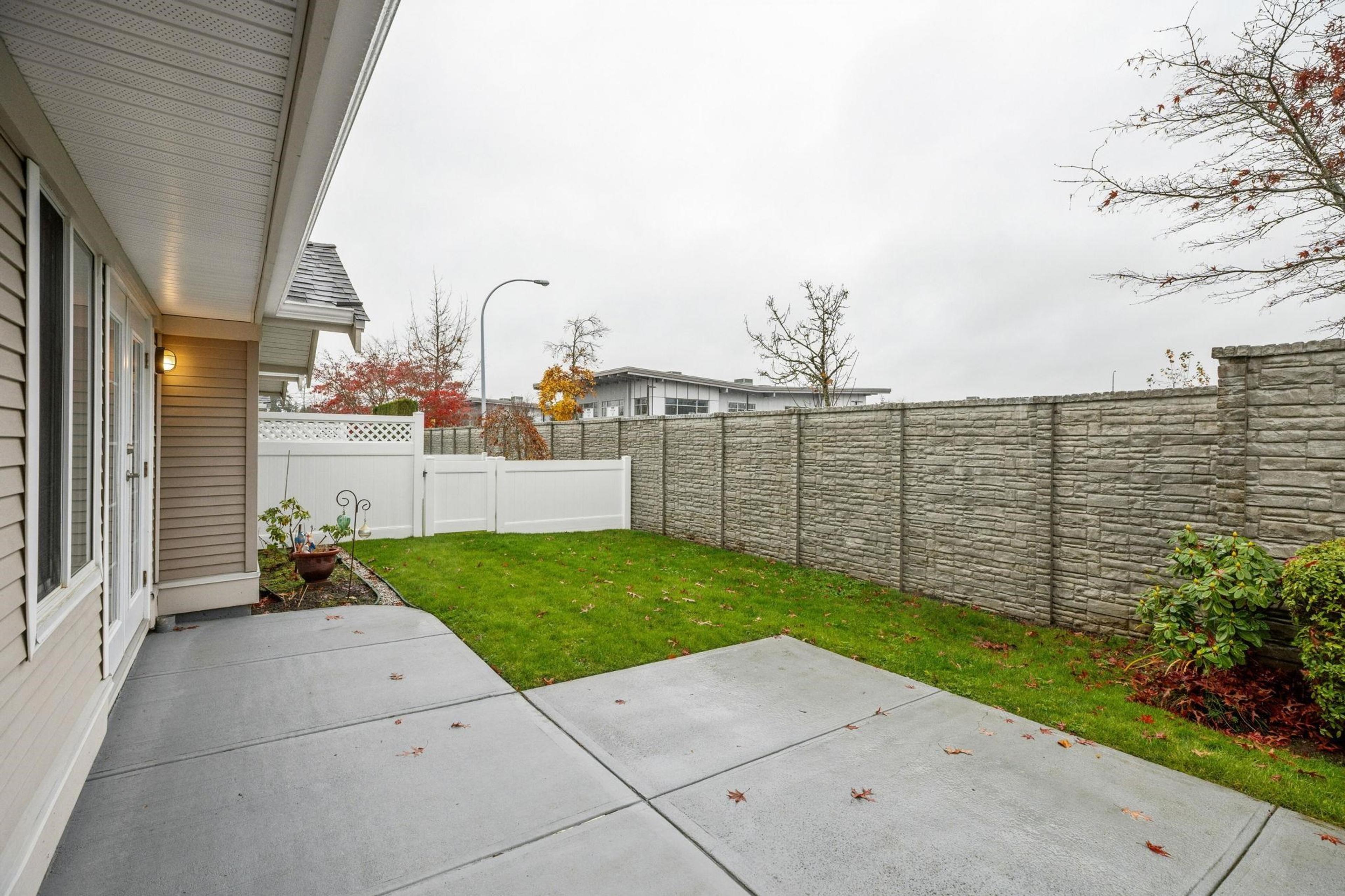 17516 4 Avenue, Surrey - Exteriors - Photo 3