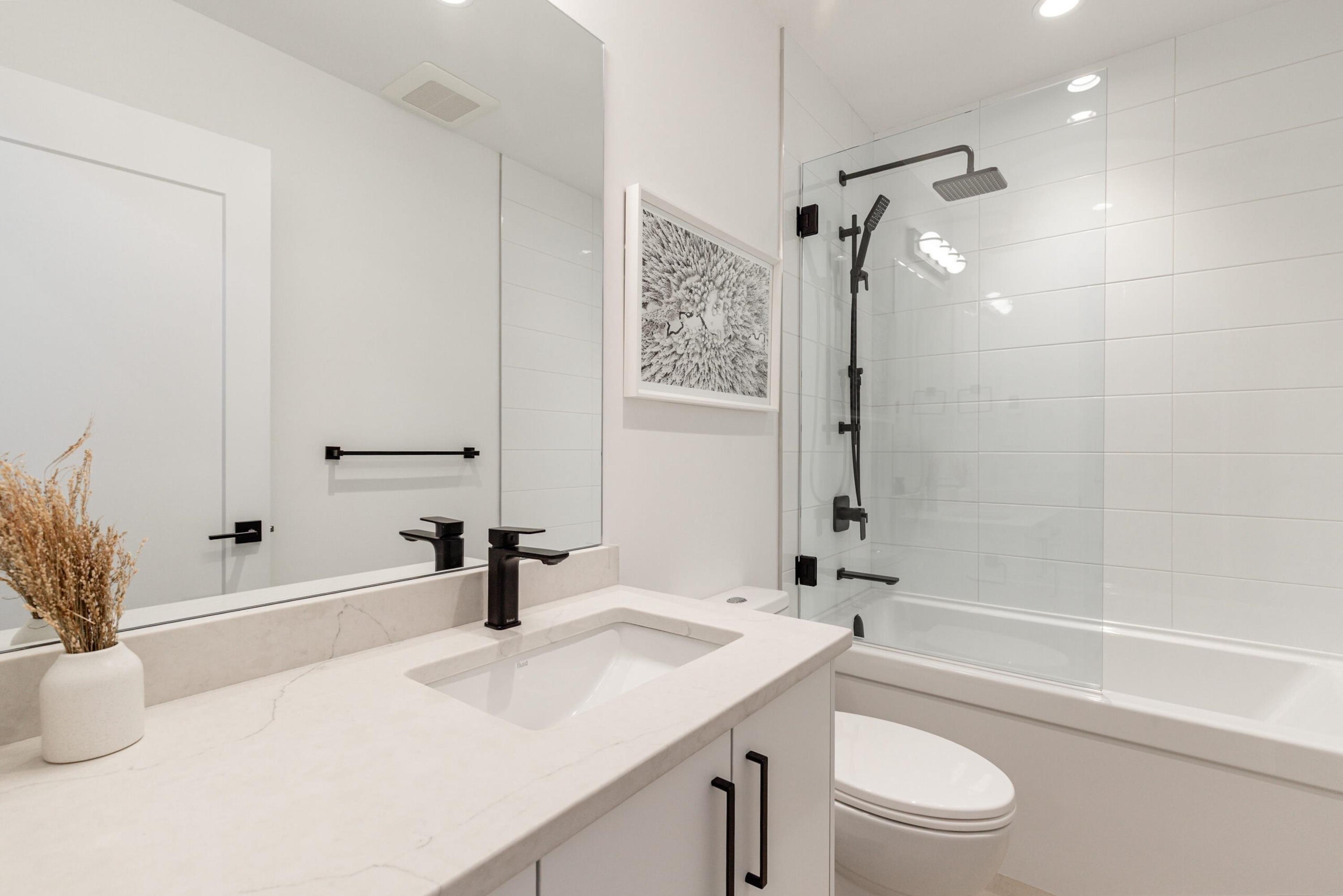 #15 2077 GARIBALDI WAY - 6