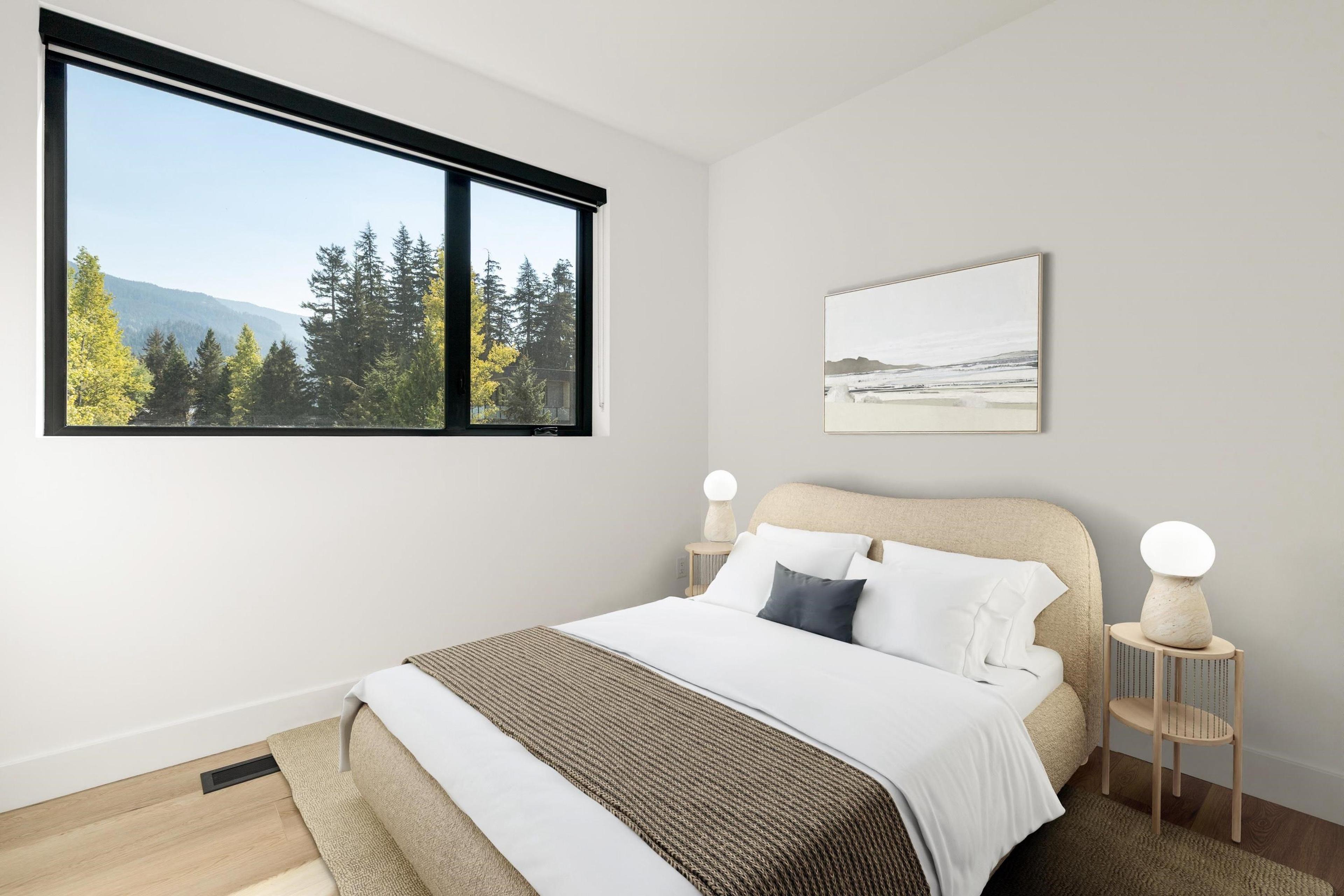 #15 2077 GARIBALDI WAY - 4