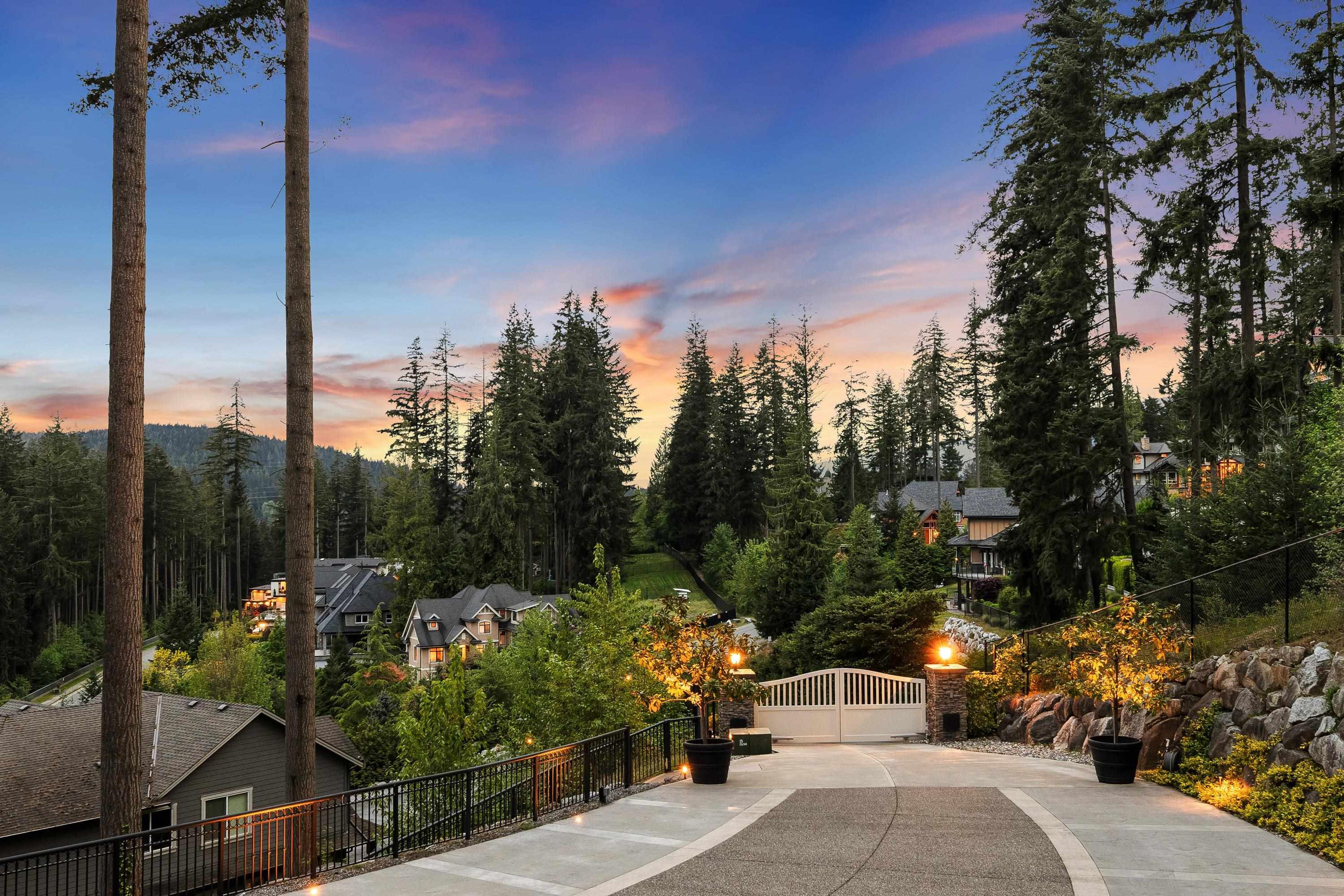 1462 CRYSTAL CREEK DRIVE - 40