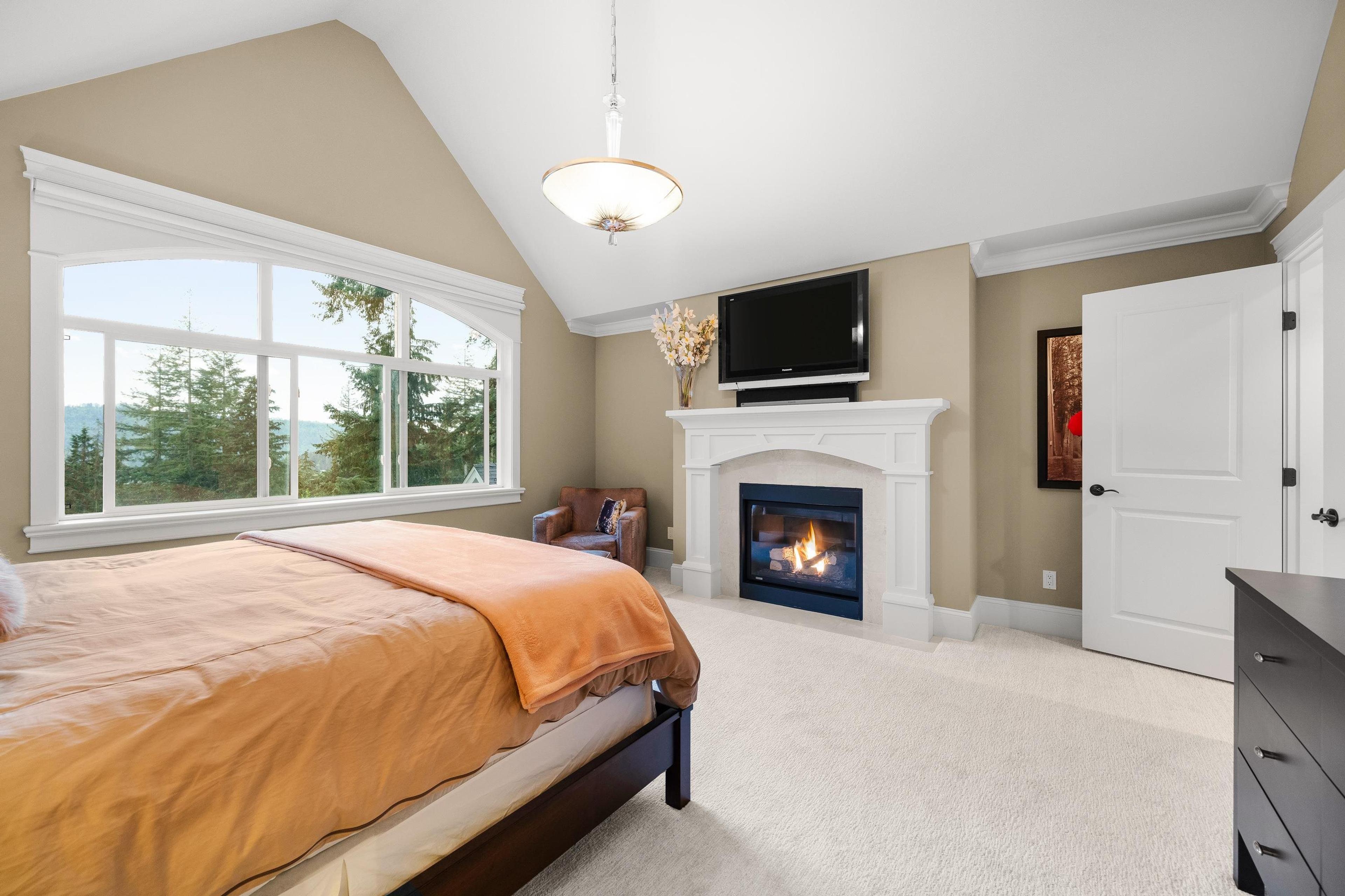 1462 CRYSTAL CREEK DRIVE - 25