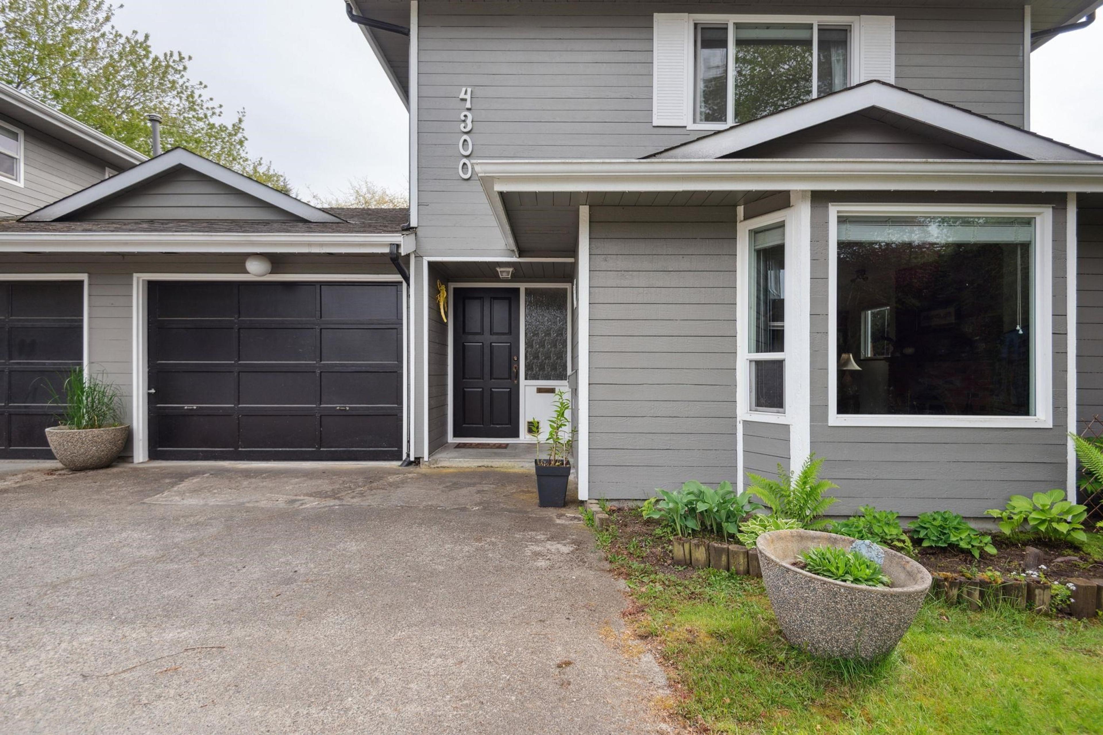 4300 Steveston Highway, Richmond - Exteriors - Photo 1
