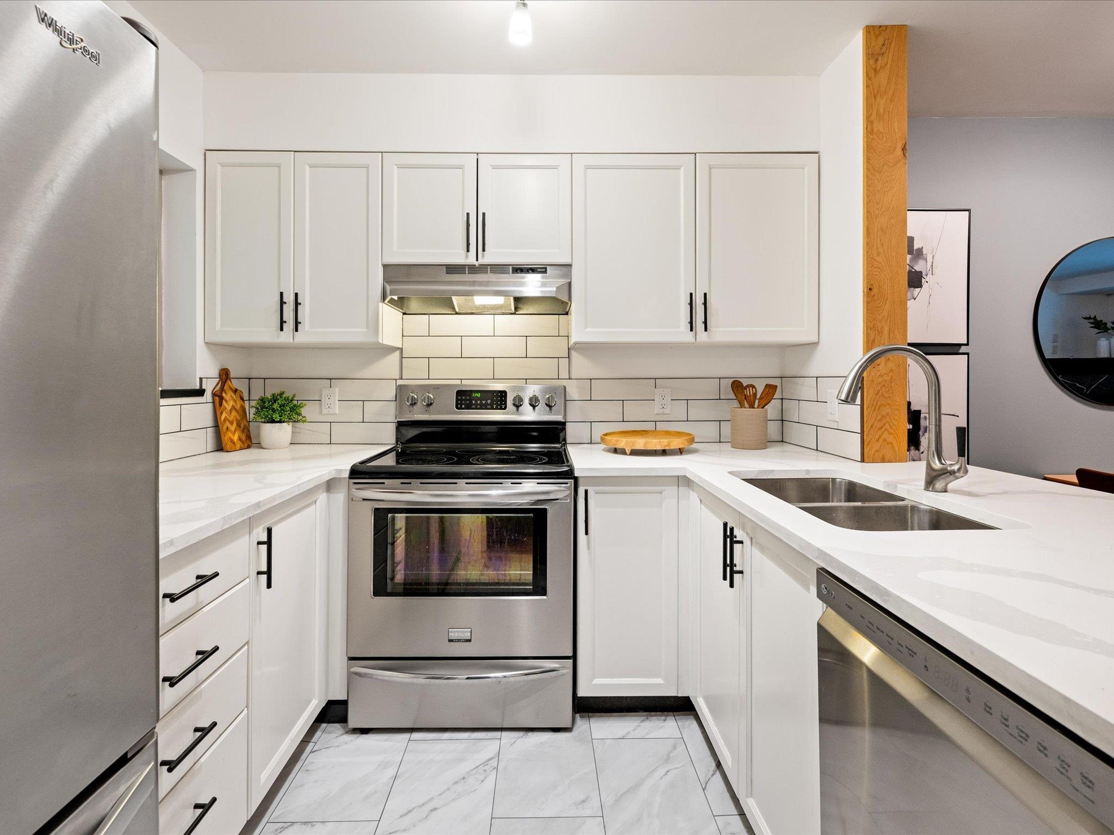 #20C 3102 PANORAMA RIDGE - 5